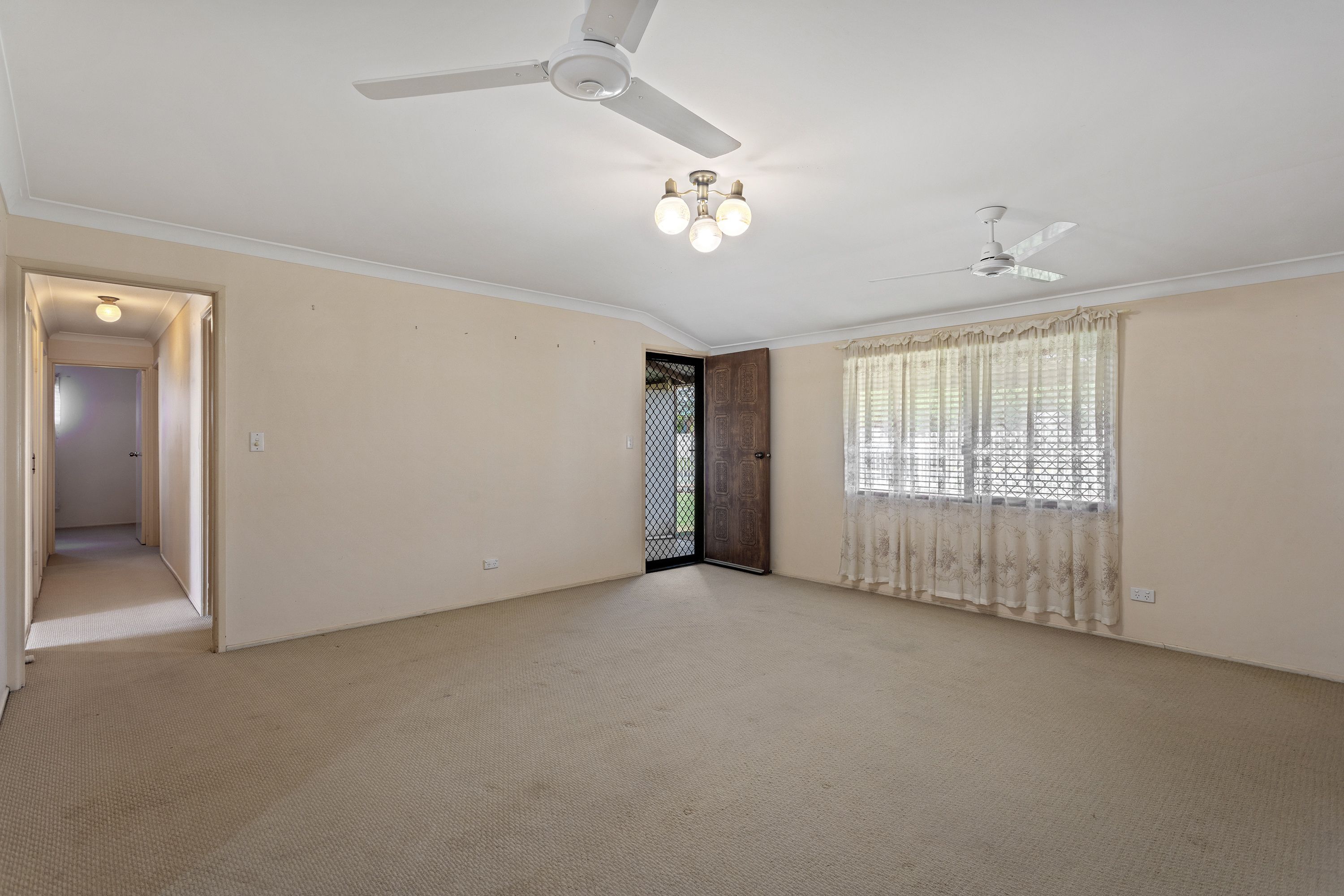 71 Proposch Street, Oakey, QLD 4401