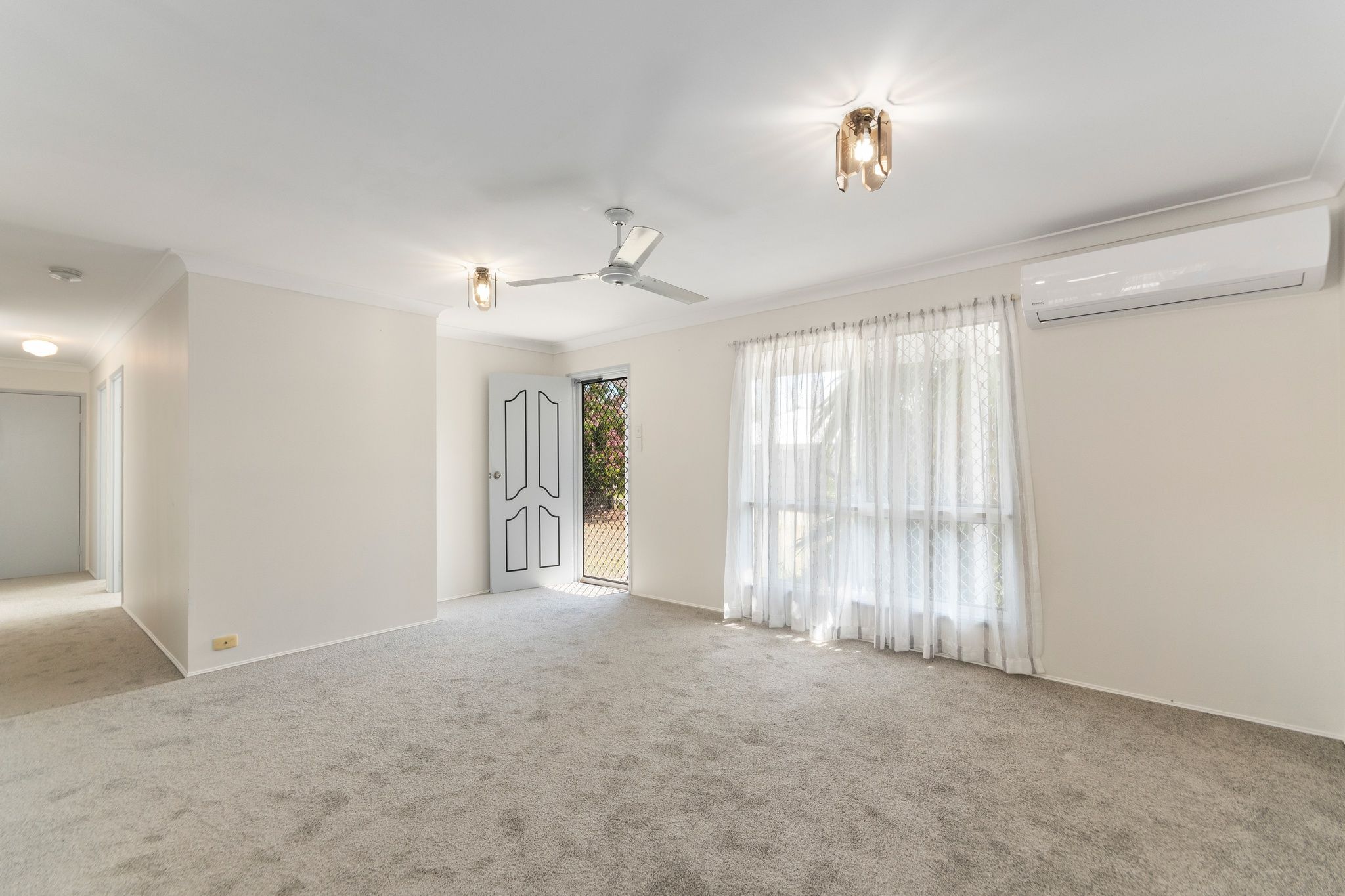 14 Josephine Crescent, Rasmussen, QLD 4815