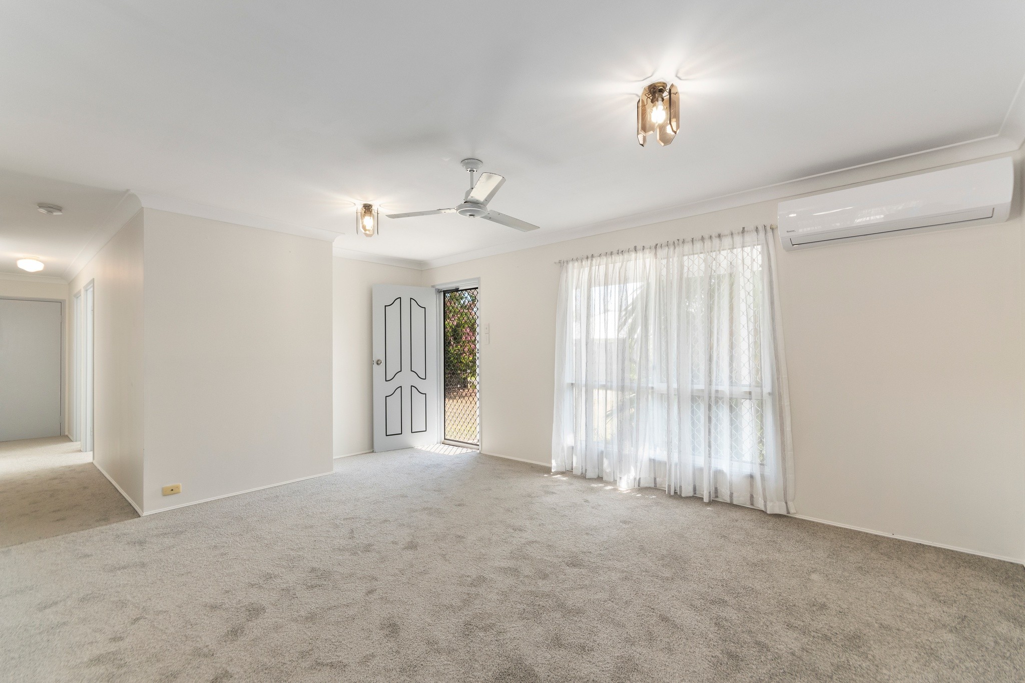 14 Josephine Crescent, Rasmussen, QLD 4815