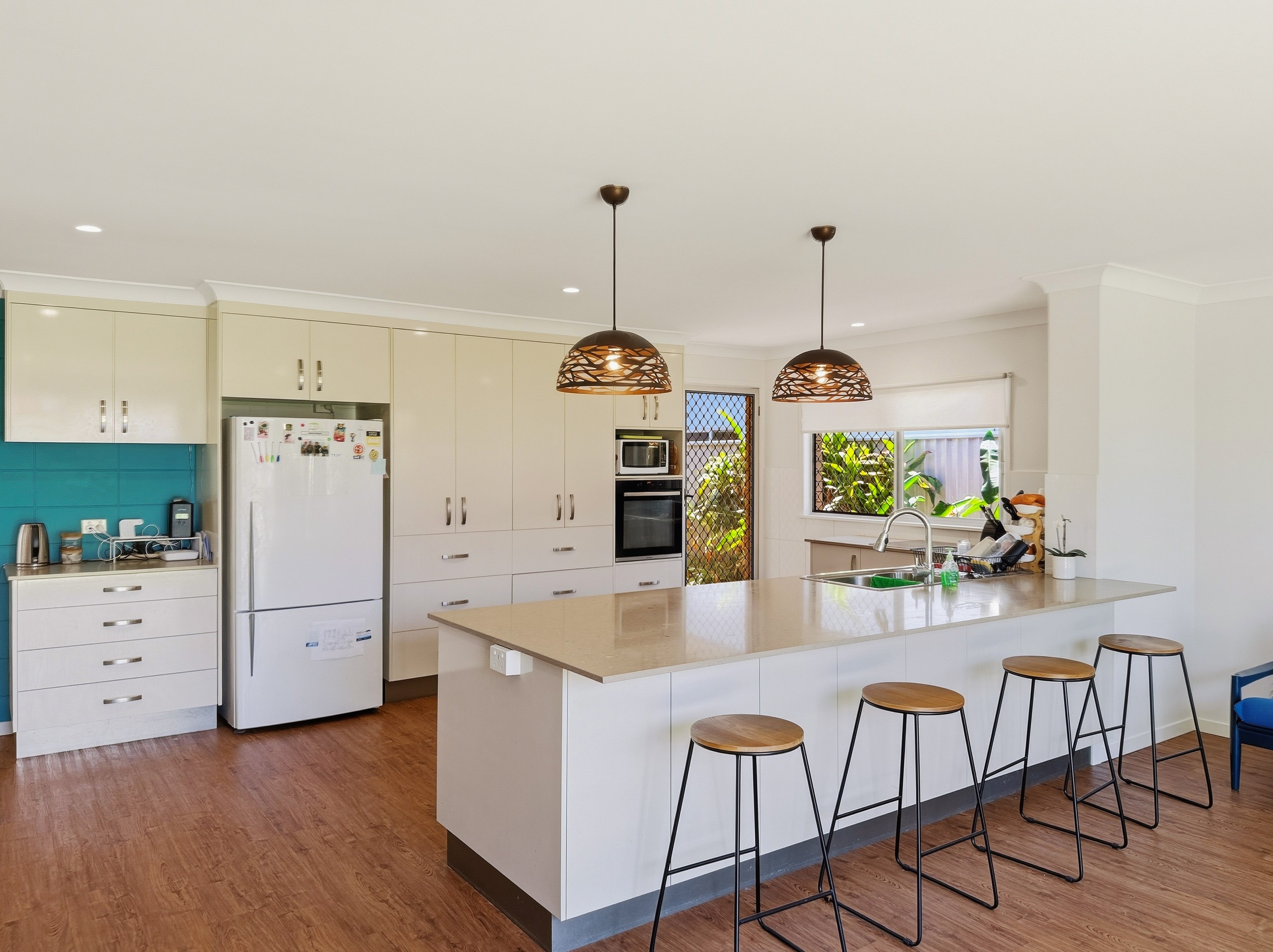 8 Onslow Street, Golden Beach, QLD 4551