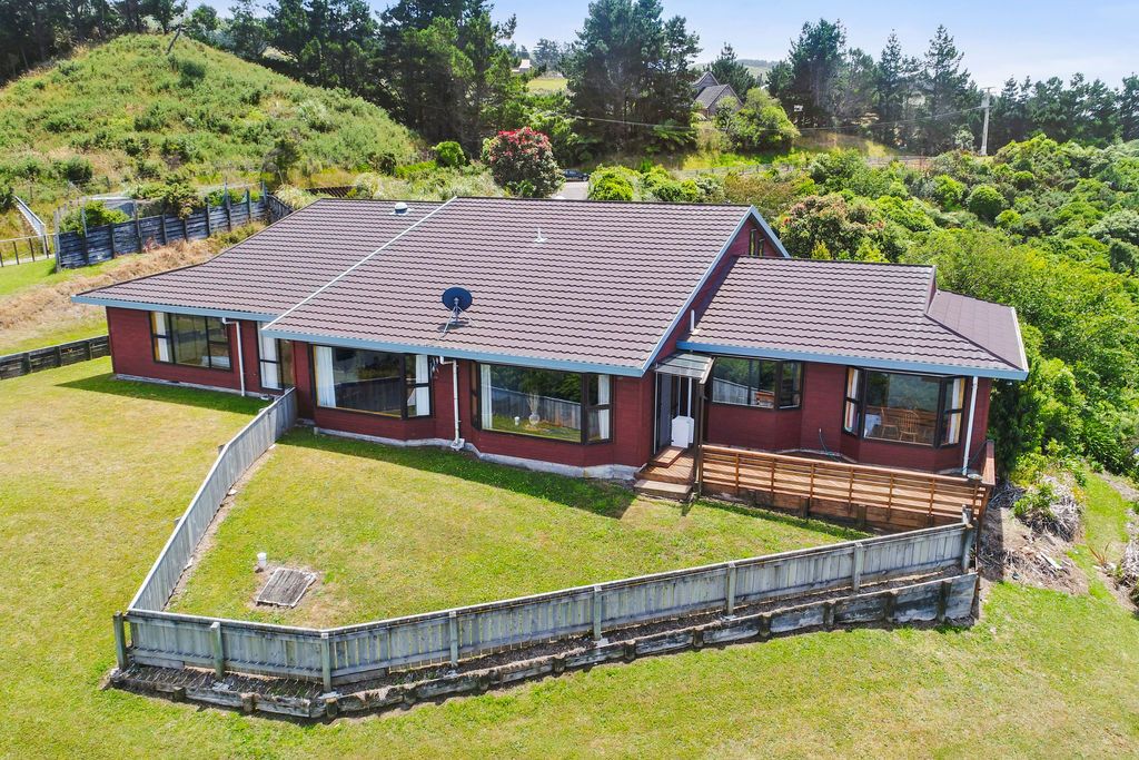 8 Crestview Grove, Belmont, Lower Hutt City
