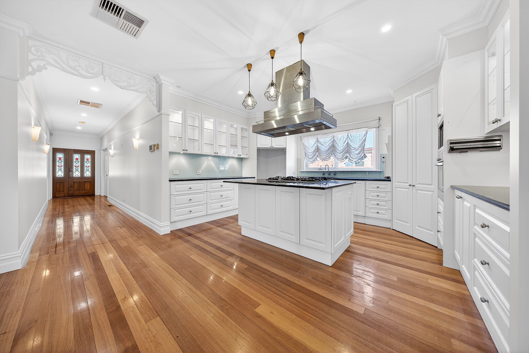 2 Waterville Vista, Cranbourne, VIC 3977