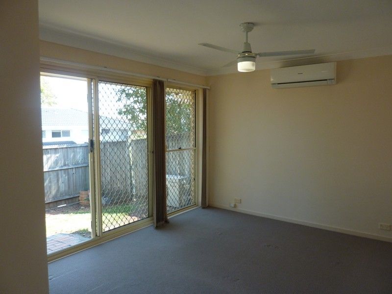 31 Springsure Street — photo 5 of 7