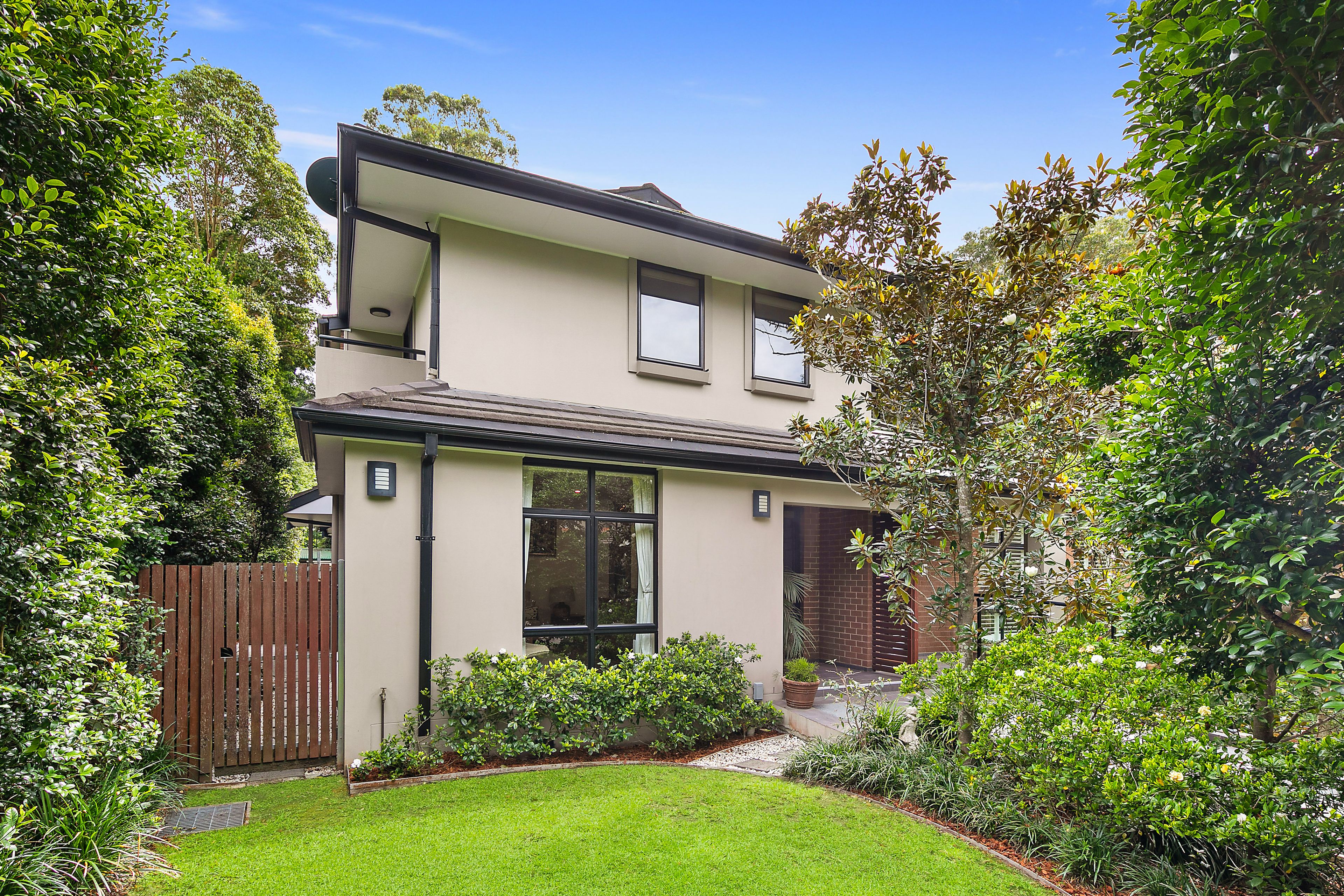 18 Knowlman Avenue, Pymble, NSW 2073
