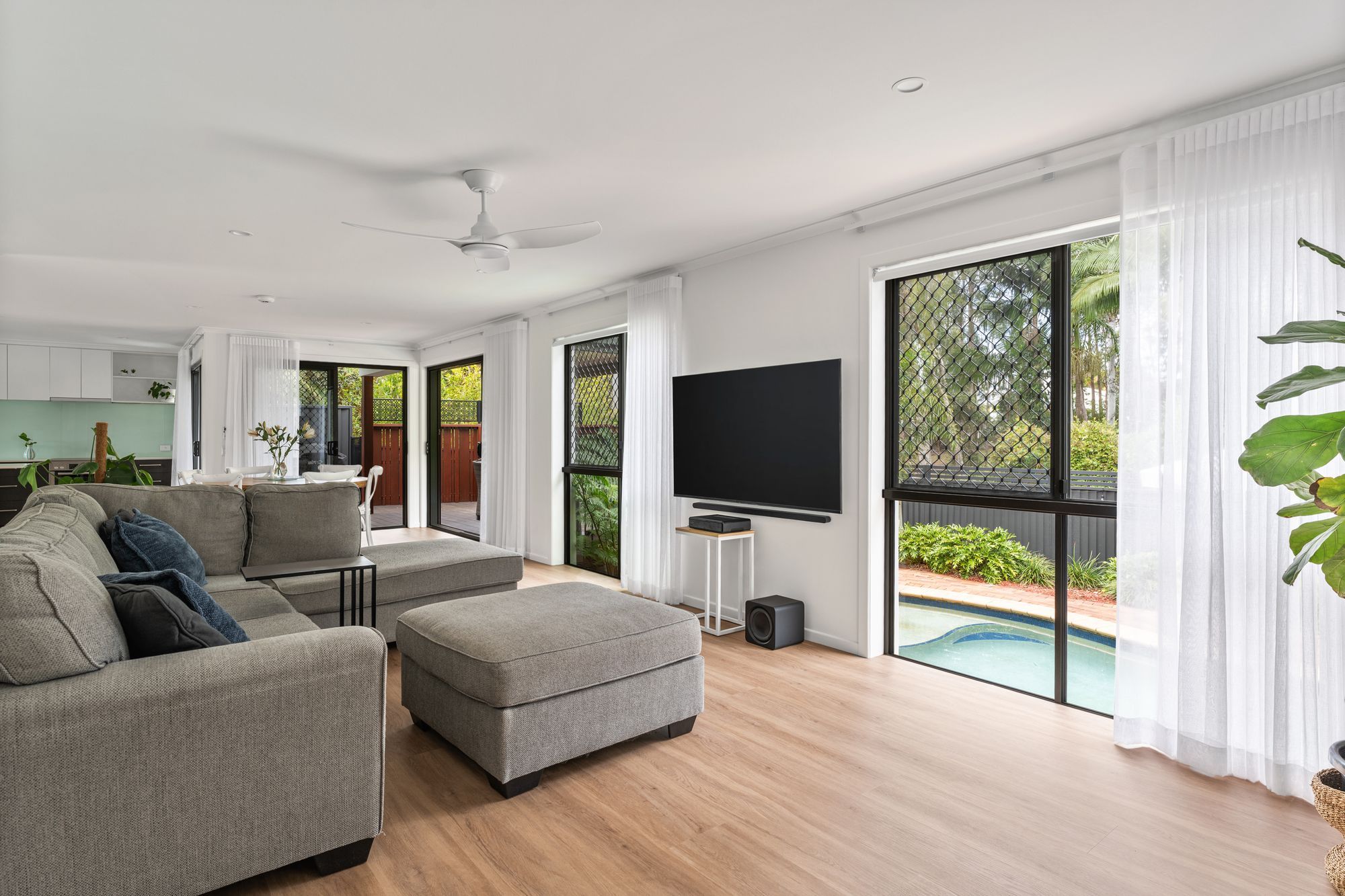 33 Sandringham Drive — photo 13 of 30