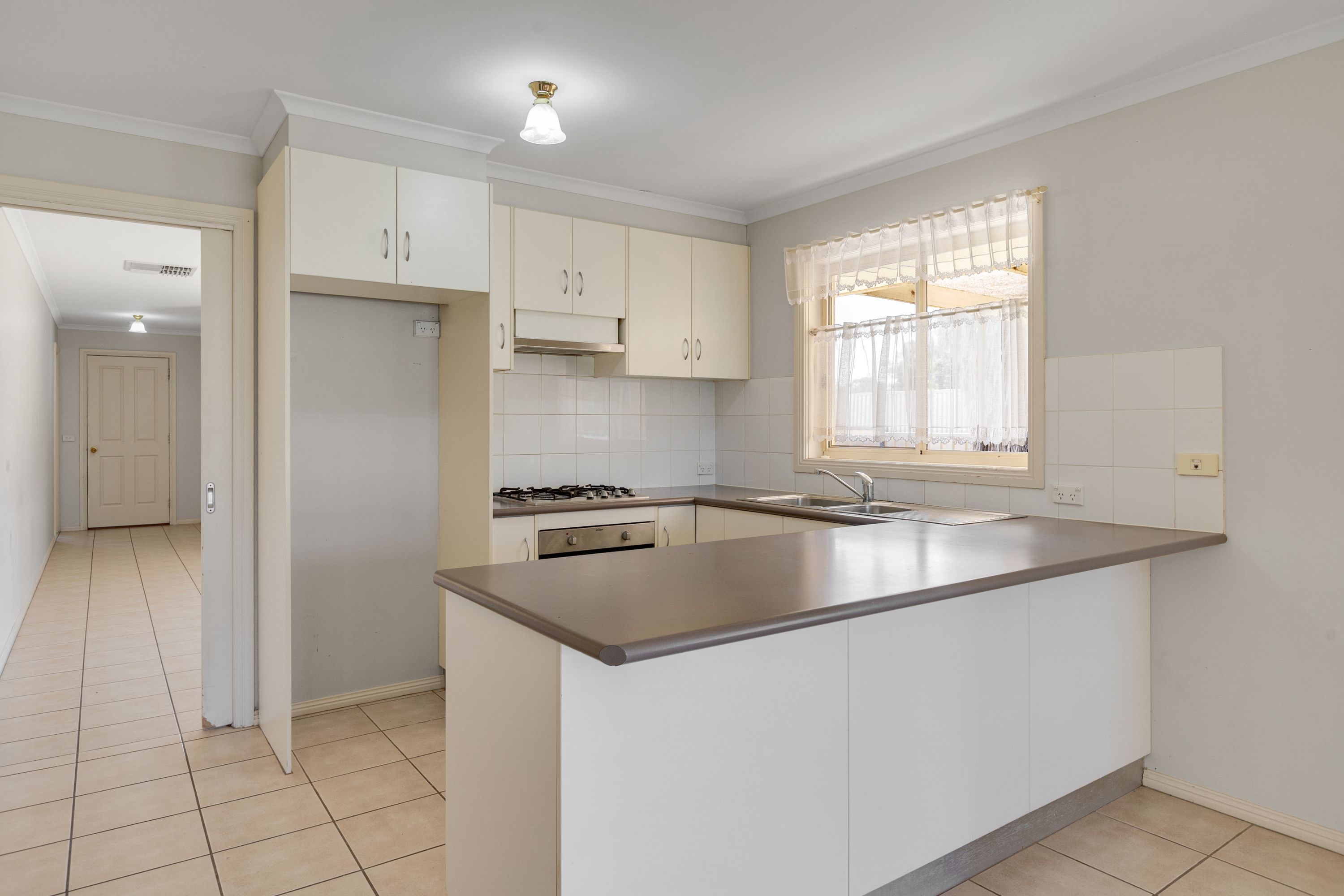 170 Pitman Avenue — photo 3 of 17