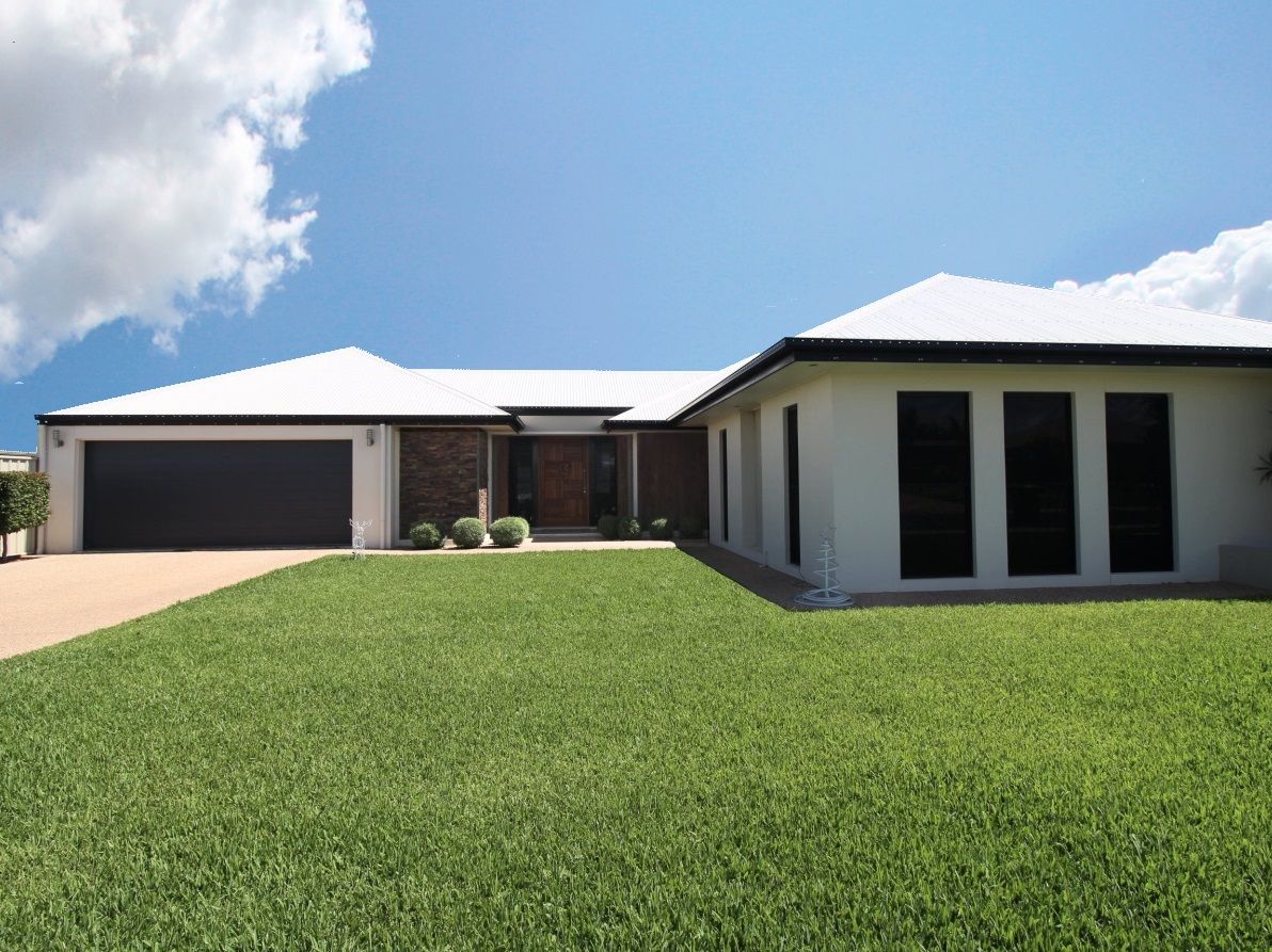 19 Saville Street, Emerald QLD 4720