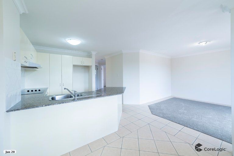 8/28 Little Norman Street, Southport, QLD 4215