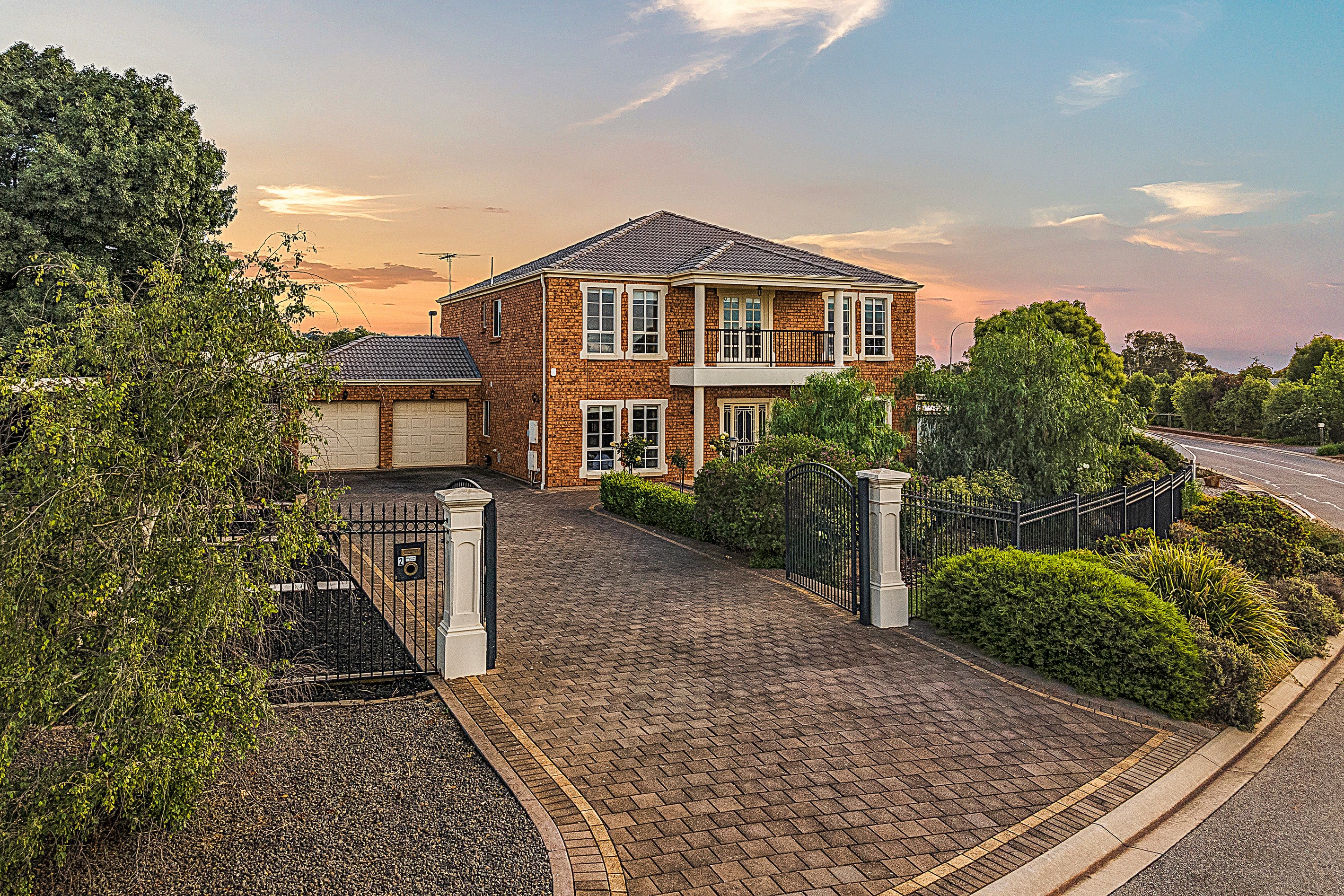 2 Beatrix Drive, Craigmore, SA 5114
