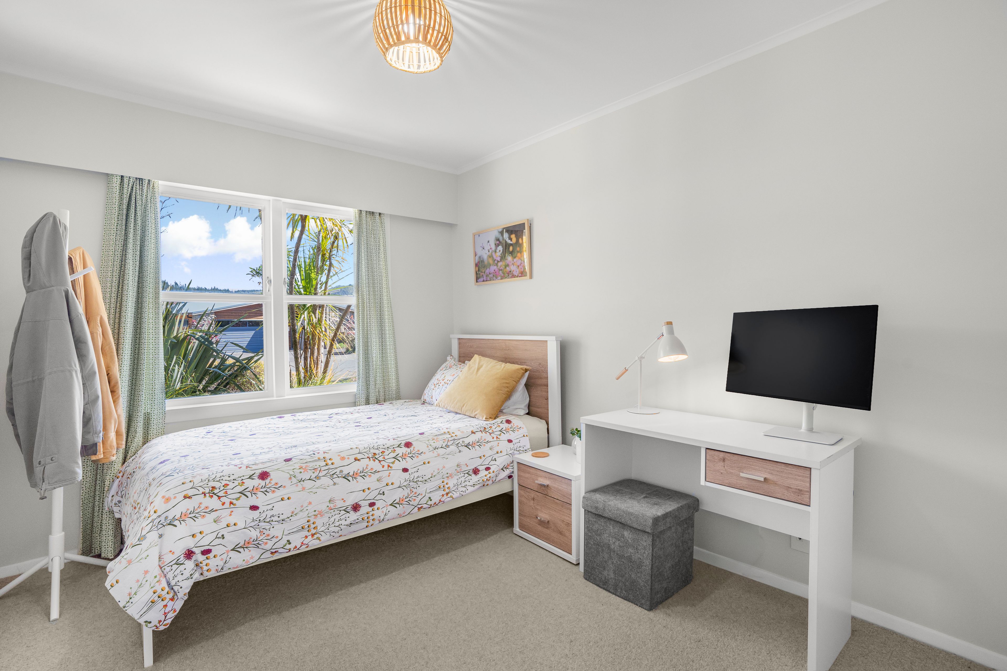 Photo 12 of 41 Sunbrae Drive, Silverstream, Upper Hutt