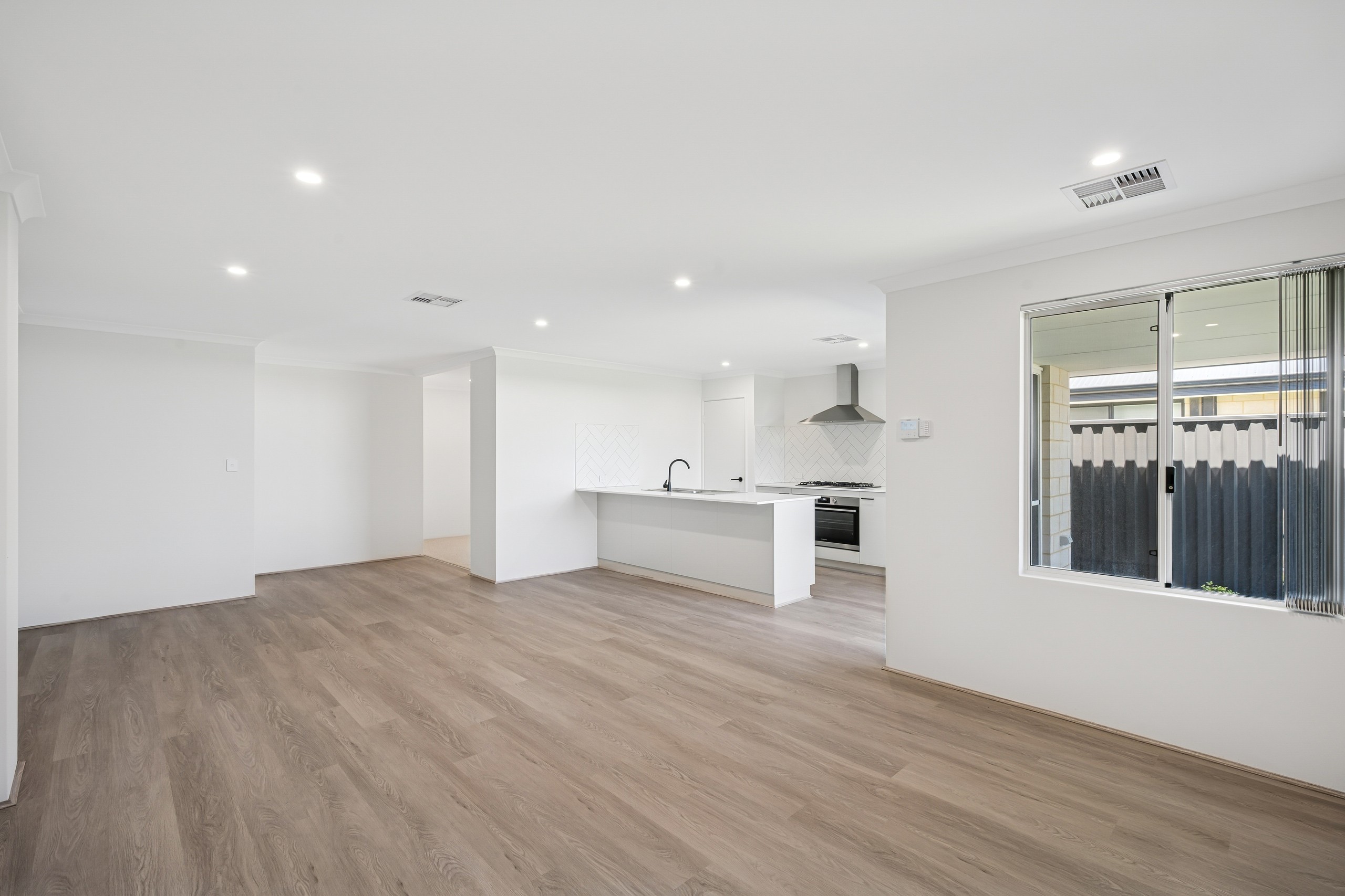 5 Morinda Street, Two Rocks, WA 6037