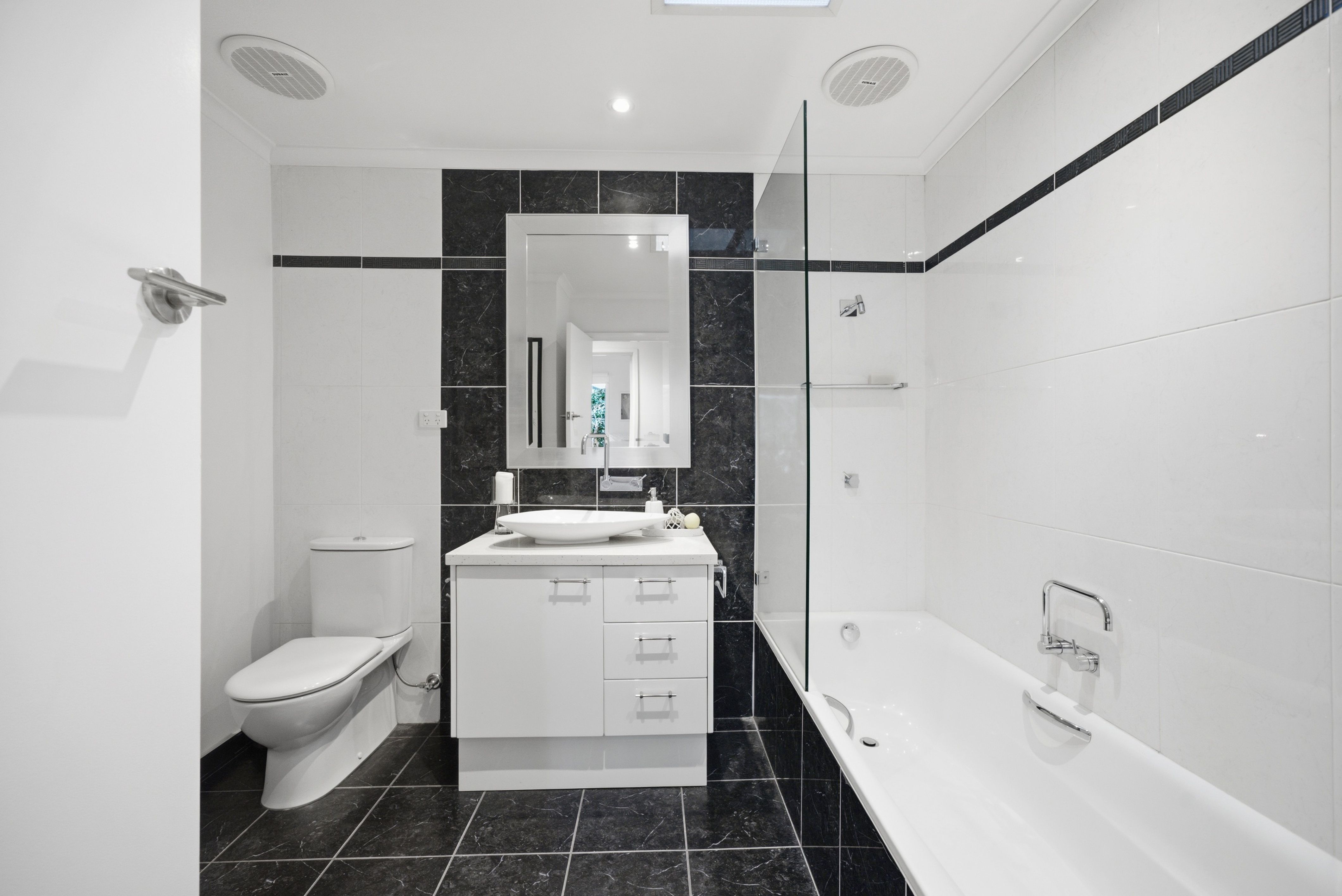 3 Camelia Crescent — photo 13 of 18