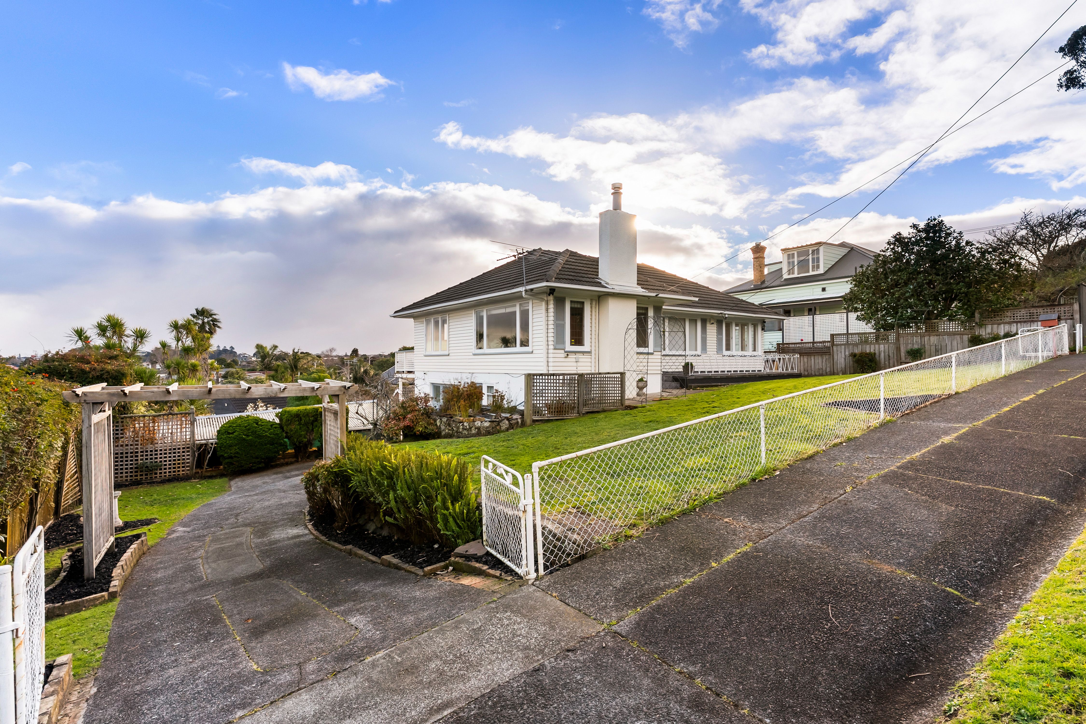 30 Huapai Street, One Tree Hill, Auckland City