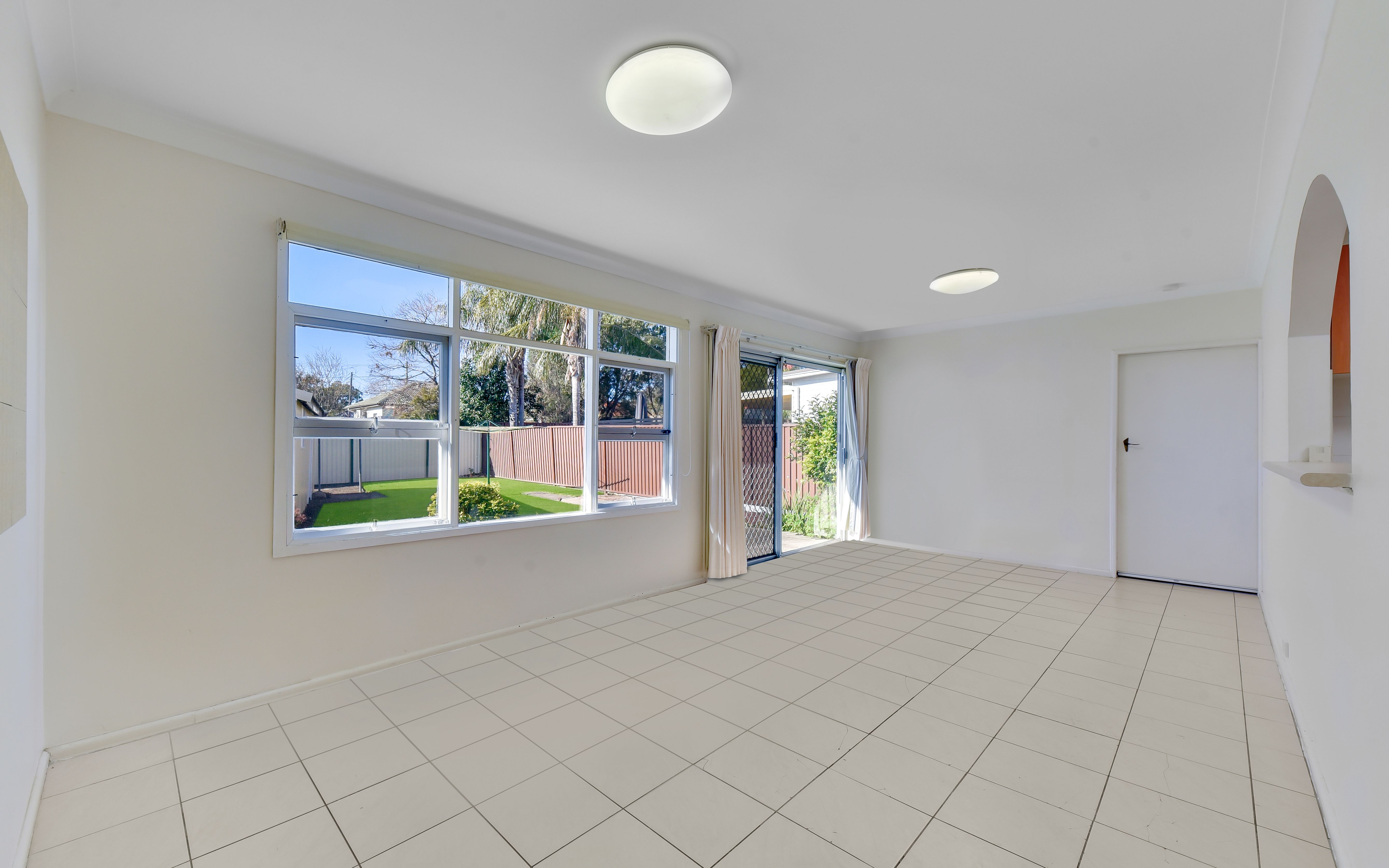 32 Waminda Avenue, Campbelltown, NSW 2560