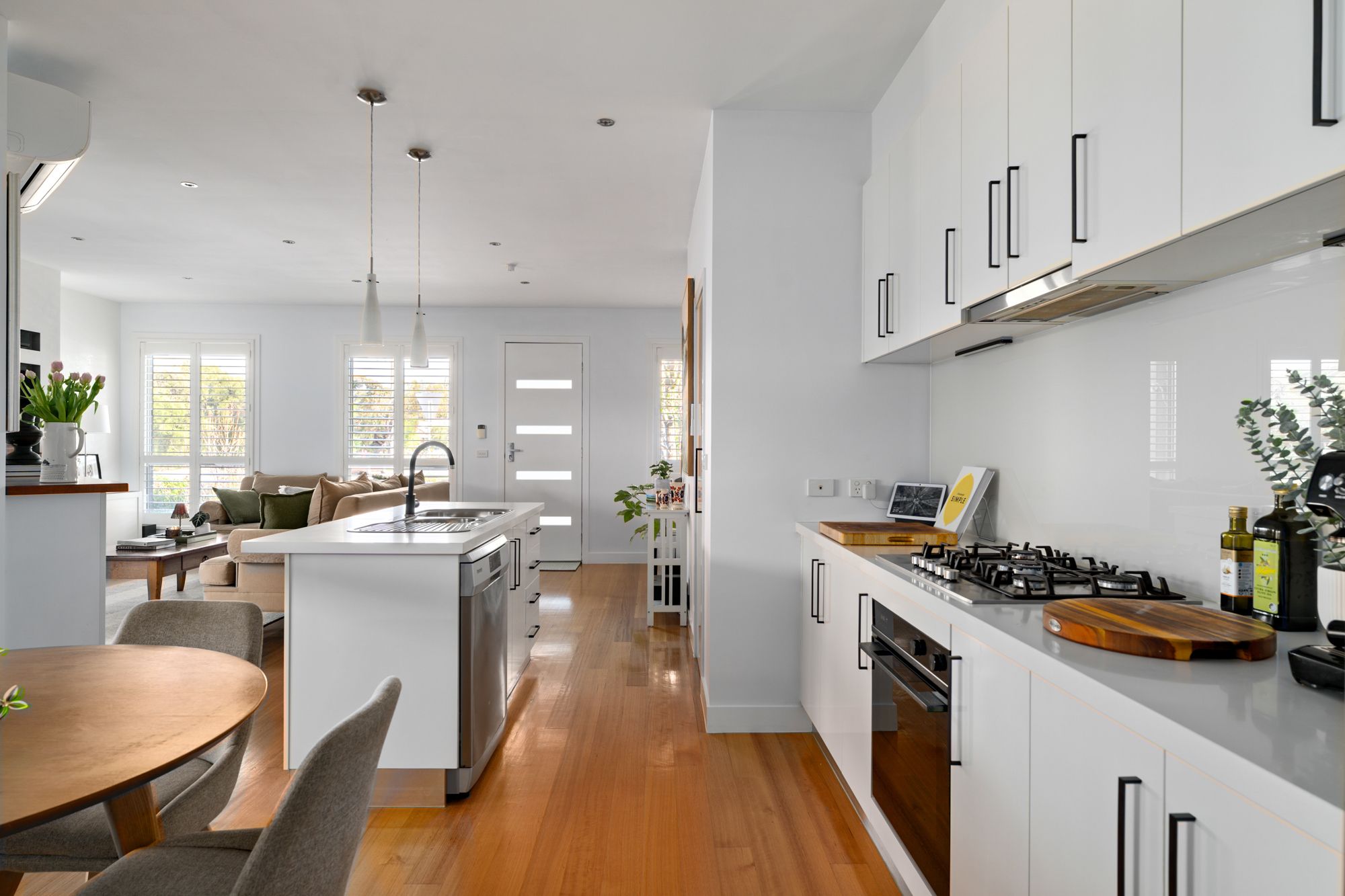 64 May Street — photo 11 of 25