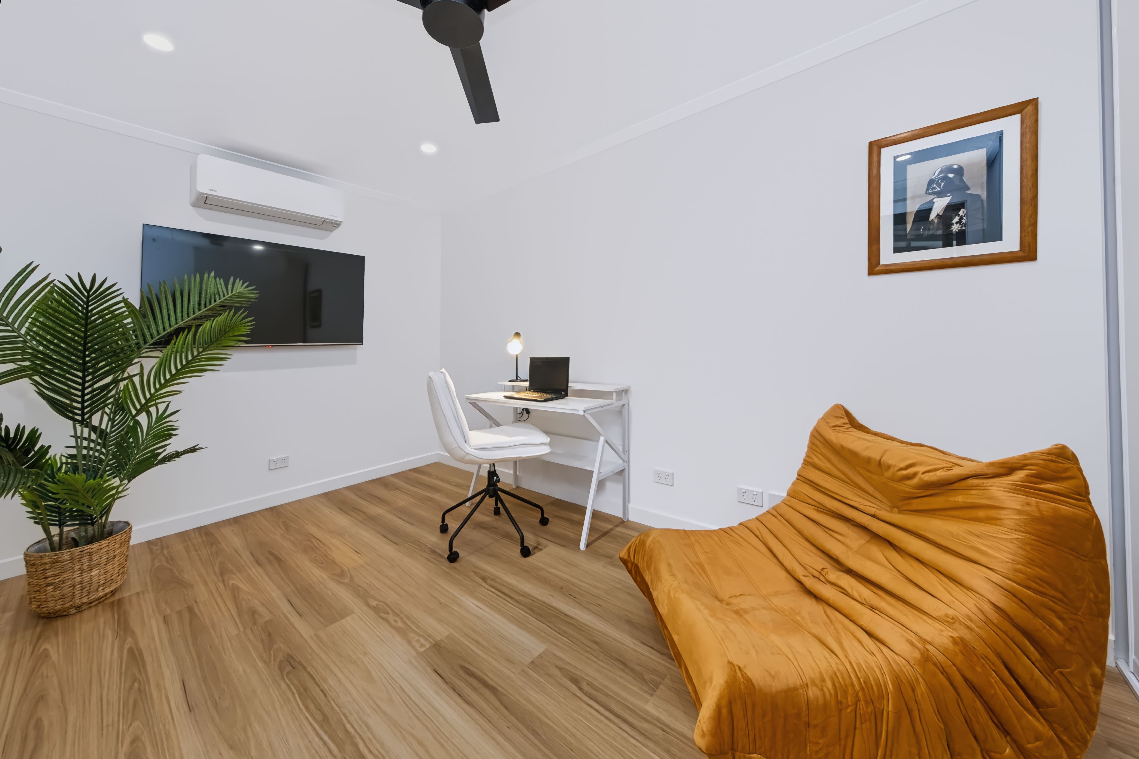 13 Dale Avenue — photo 11 of 20
