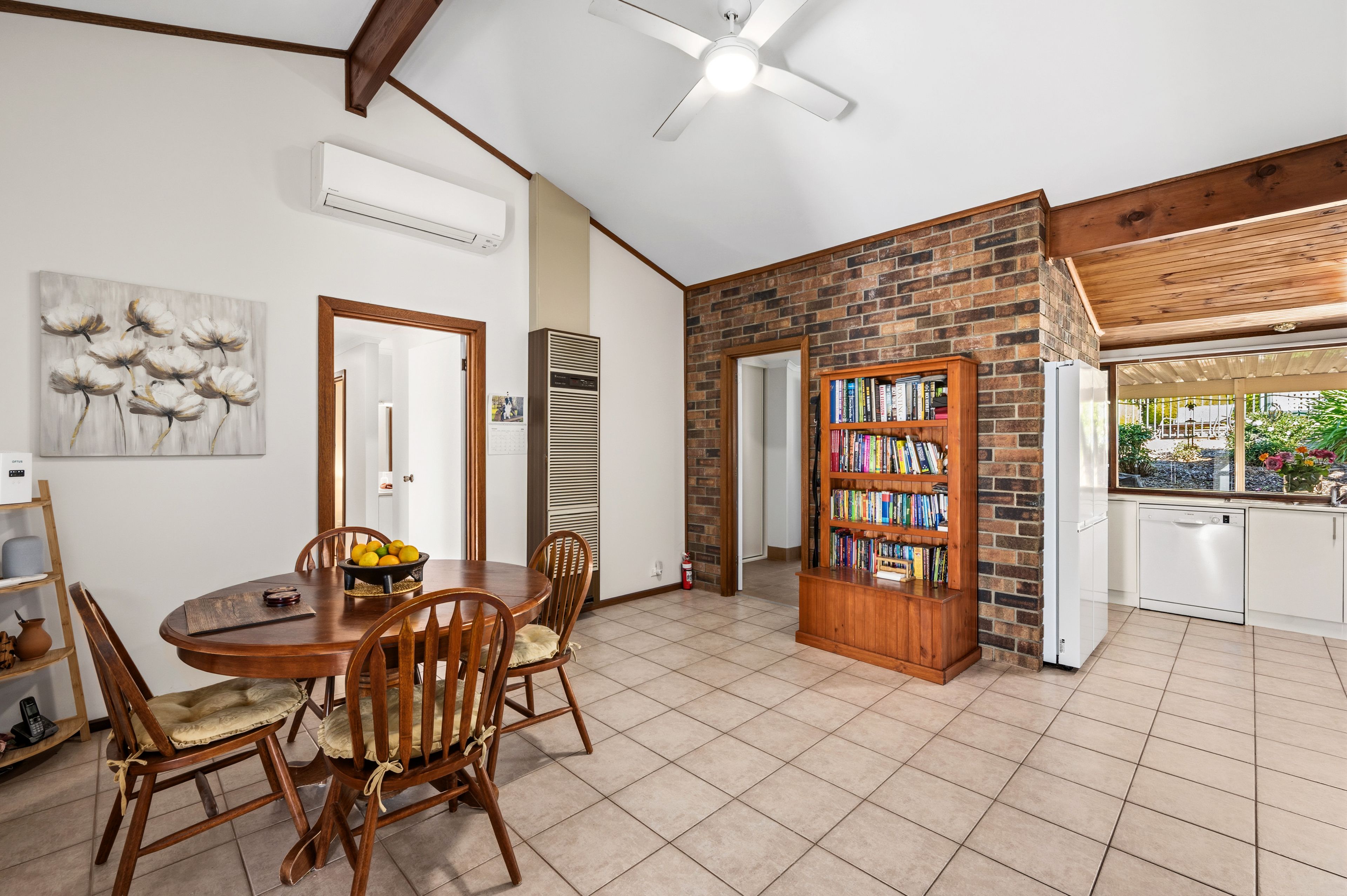 4 Redbank Close — photo 12 of 30