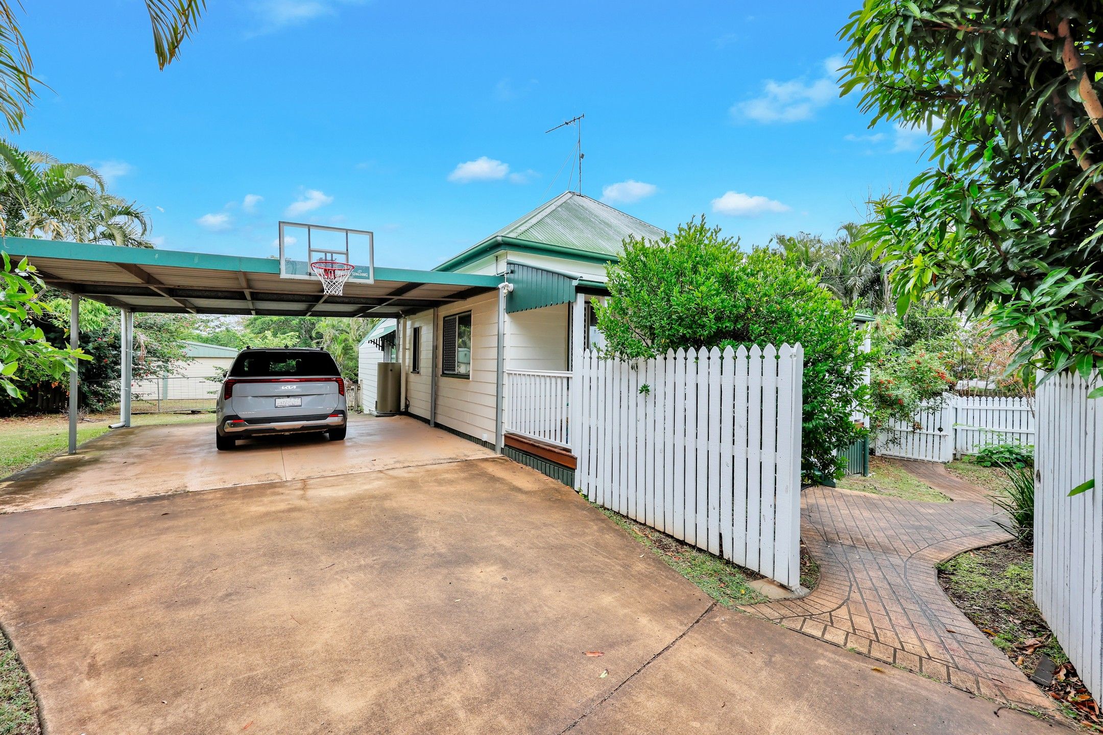 307 Avoca Road — photo 8 of 30