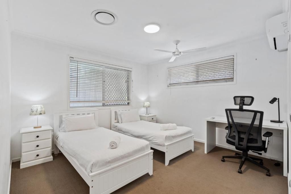 151 Racecourse Drive — photo 7 of 14