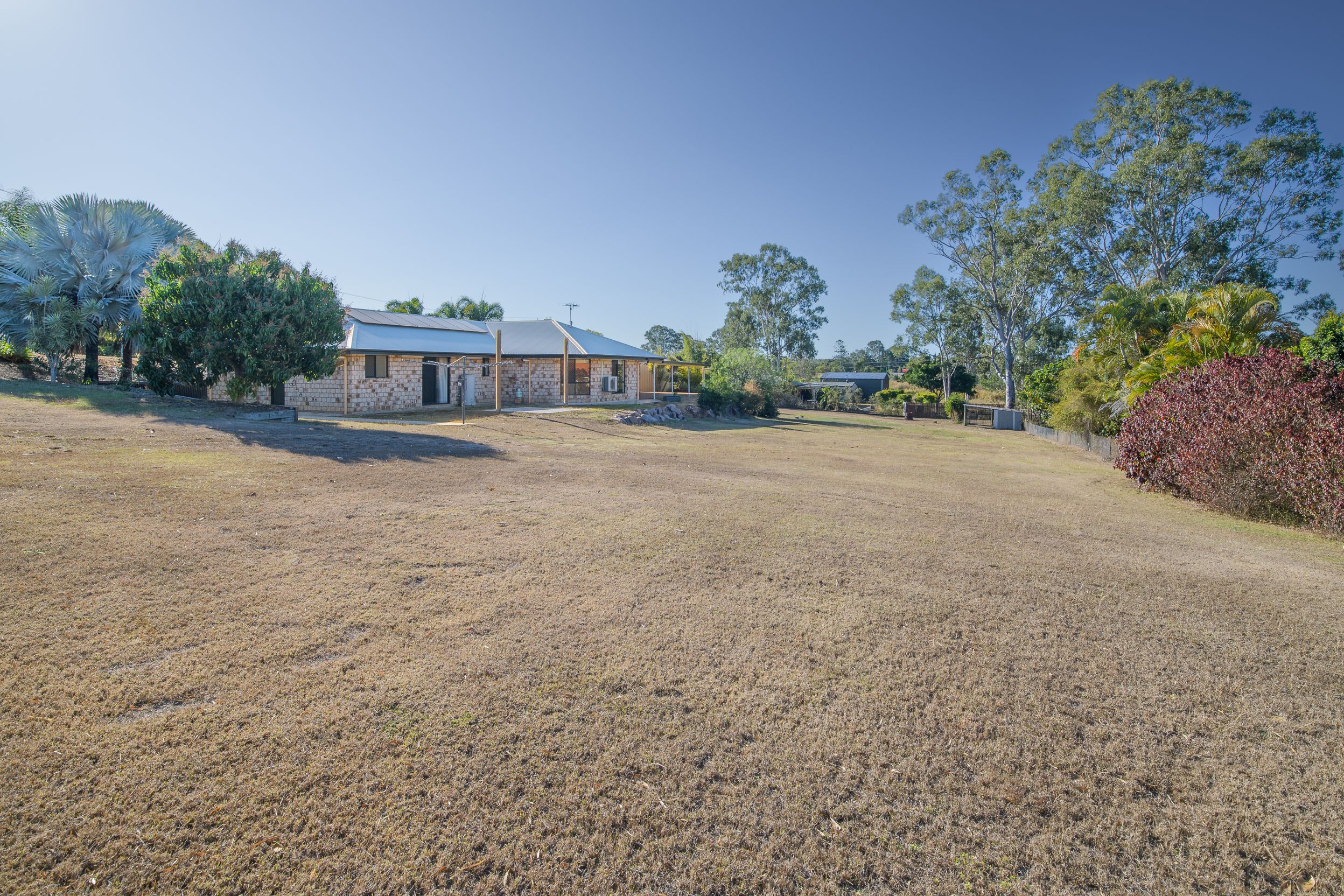 33 Dedekind Avenue, Benaraby, QLD 4680