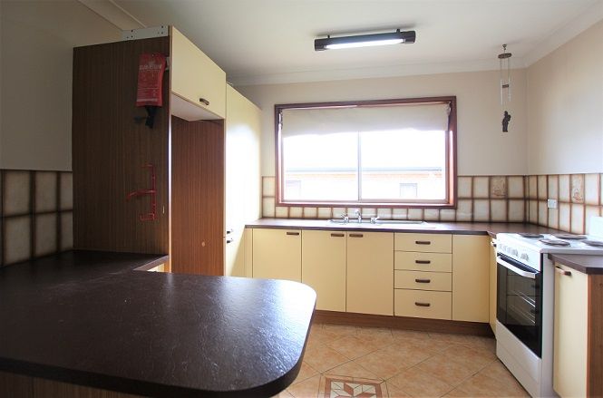 94 Angle Road, Leumeah, NSW 2560