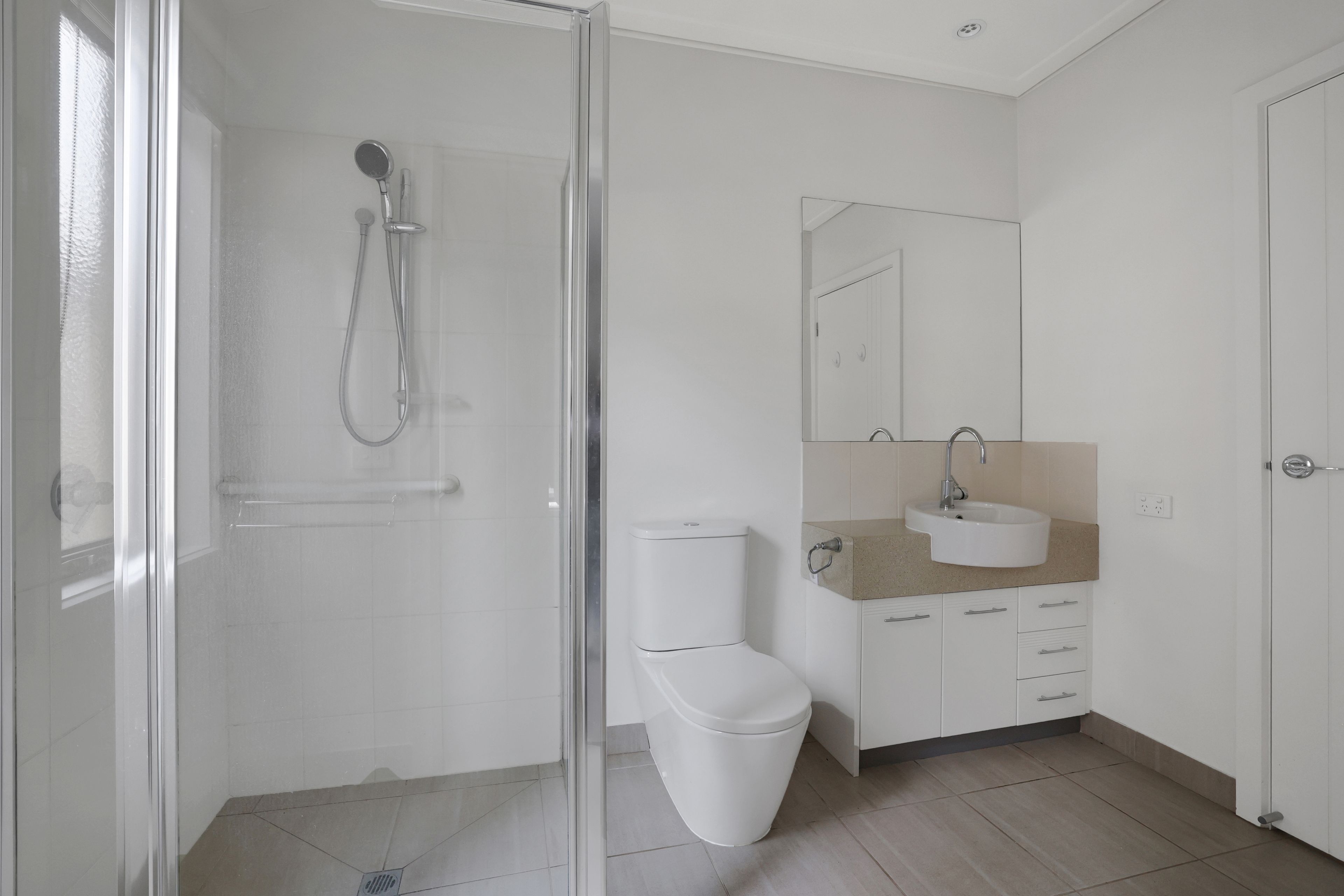 18/22 Abeckett Road — photo 8 of 17