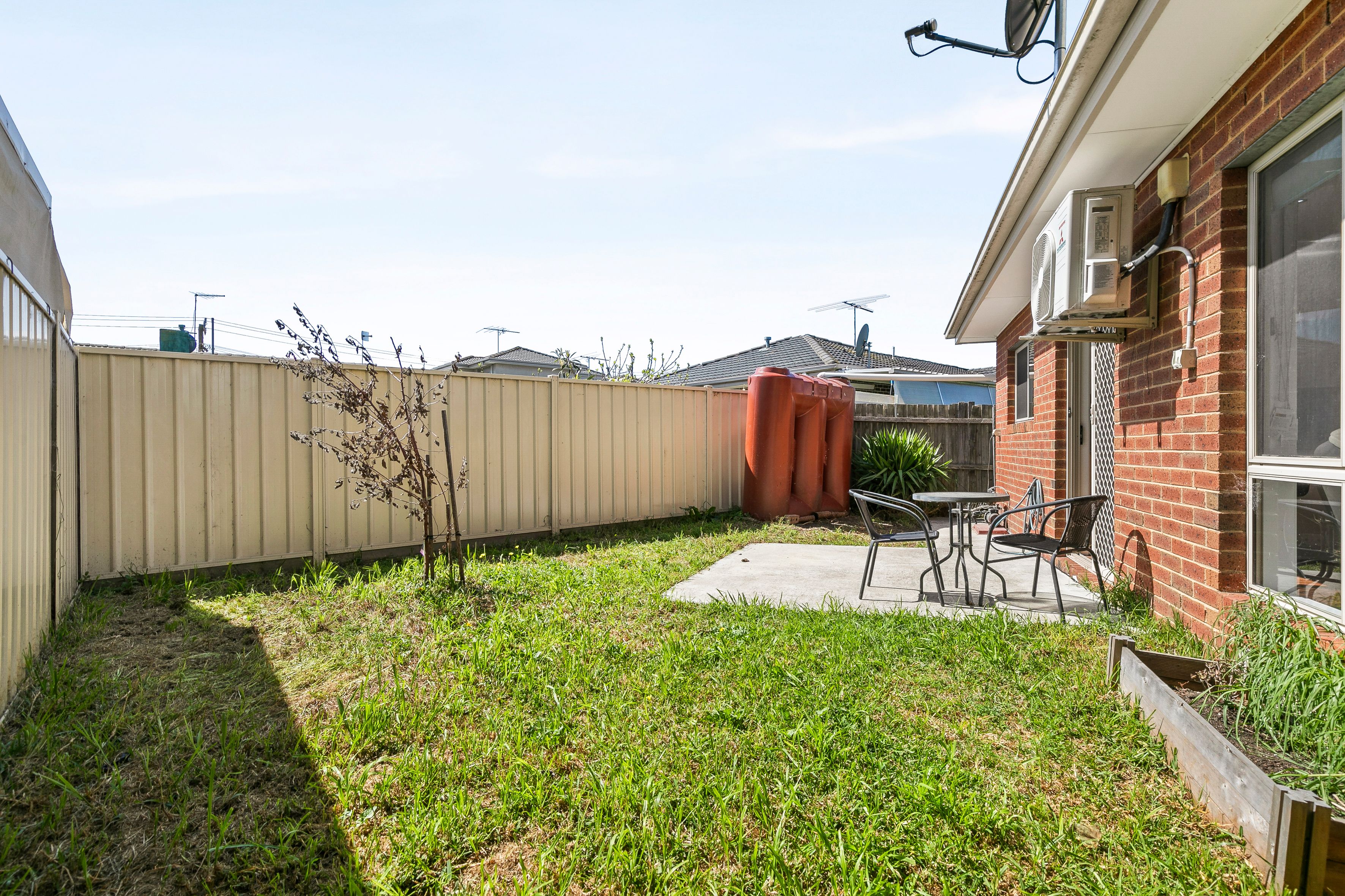 2/27 Apollo Crescent — photo 16 of 16