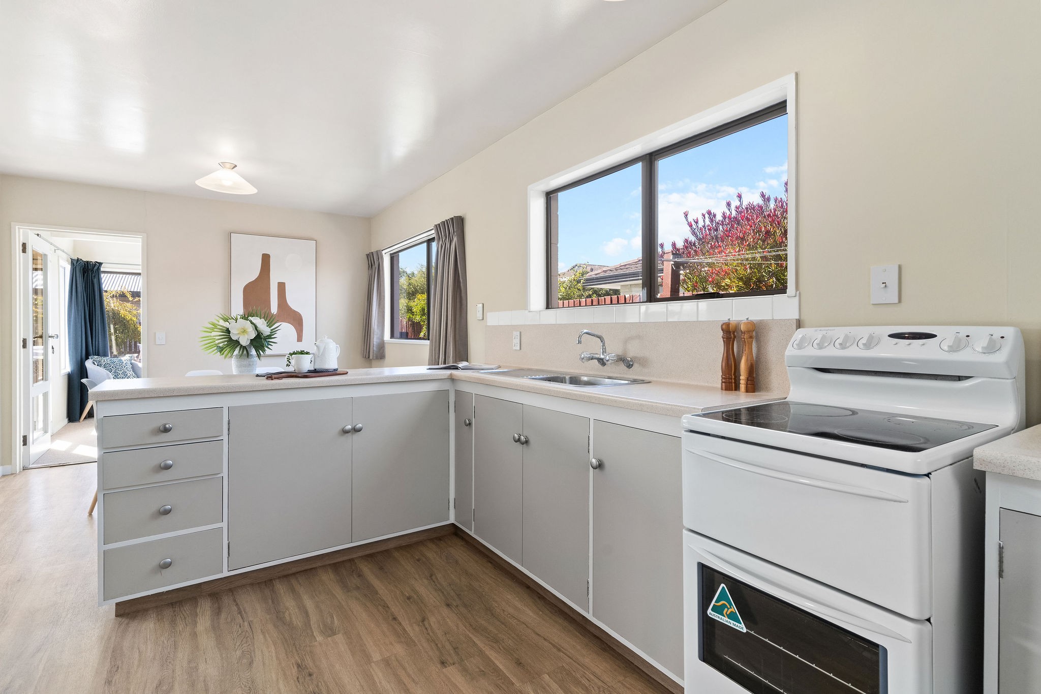 2/30 Celia Street, Redcliffs, Christchurch City