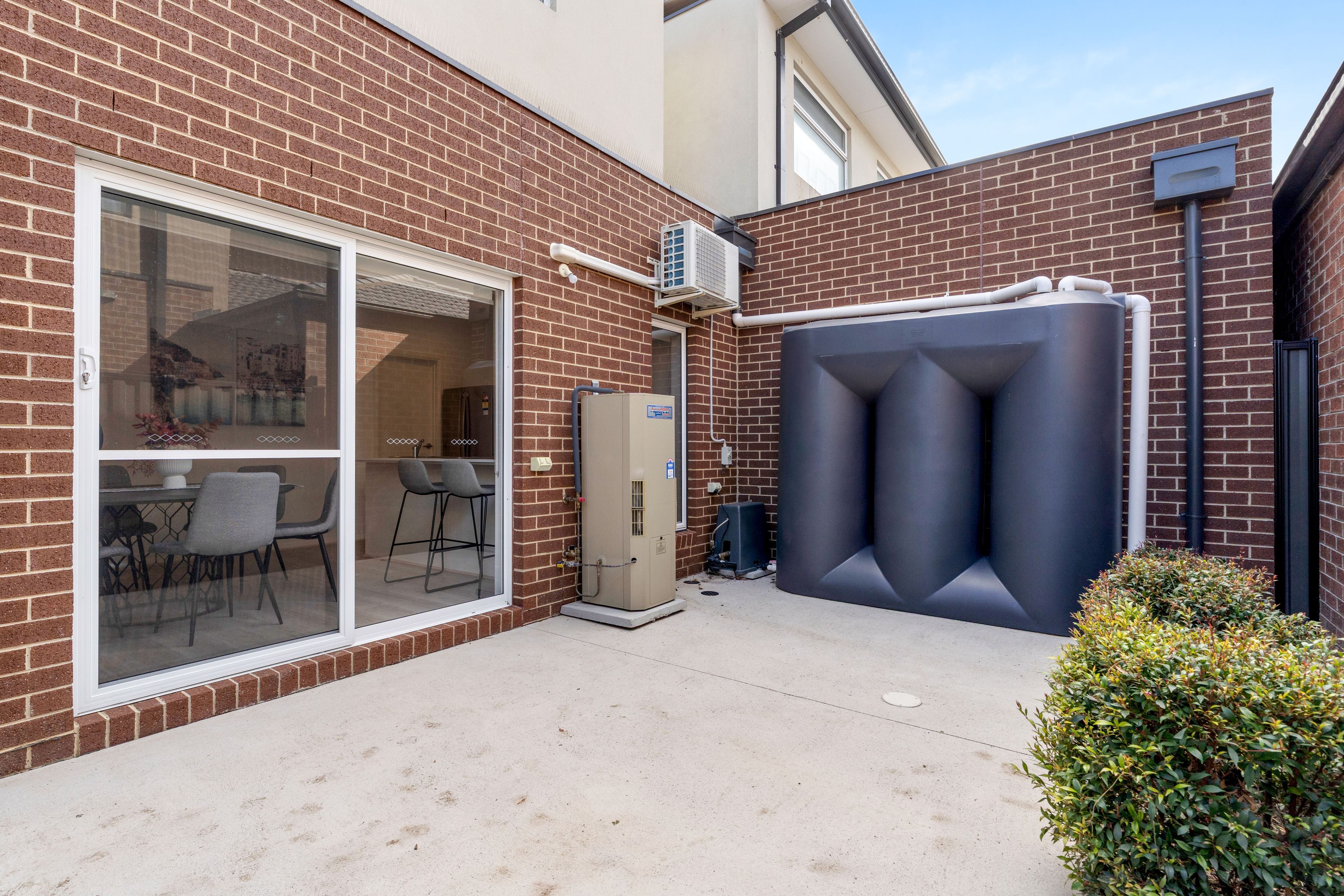 18 Adventure Crescent — photo 15 of 15