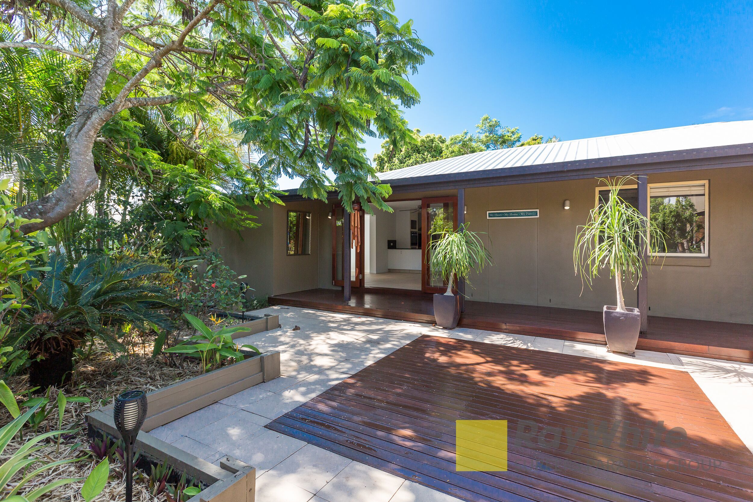 31 AKOONAH Street, Hope Island, QLD 4212