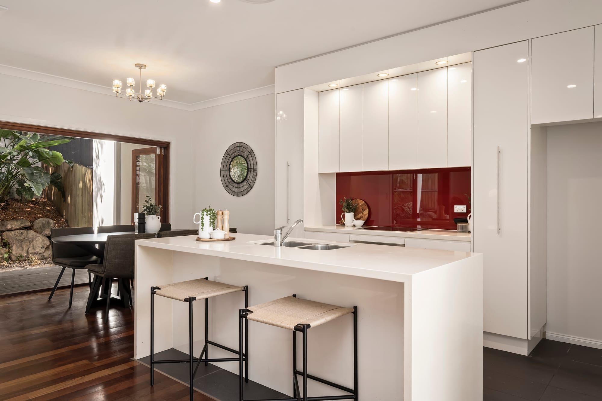 6 Sargent Street — photo 3 of 15