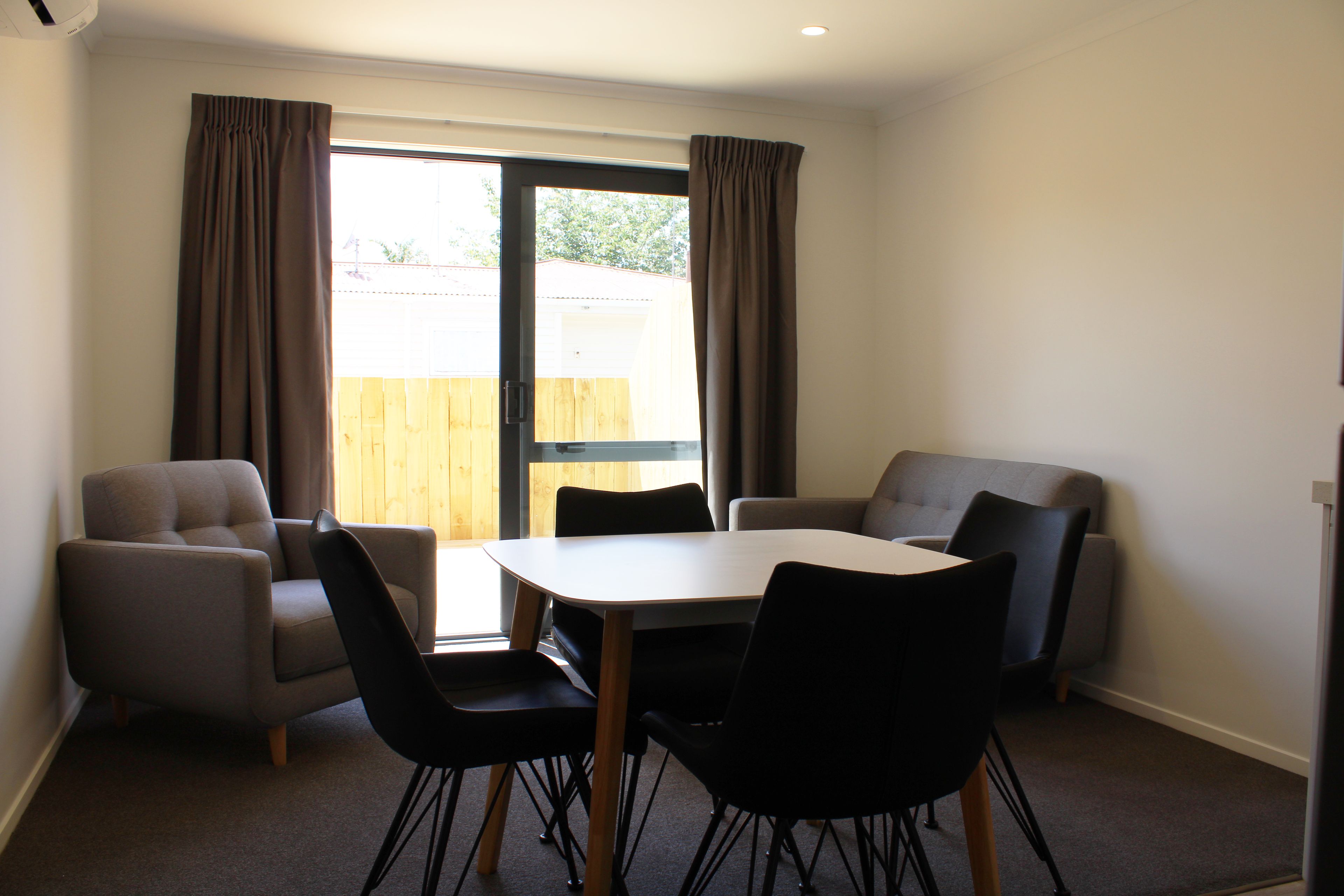 4/5 Rm A Ford Street, Hamilton East, Hamilton City