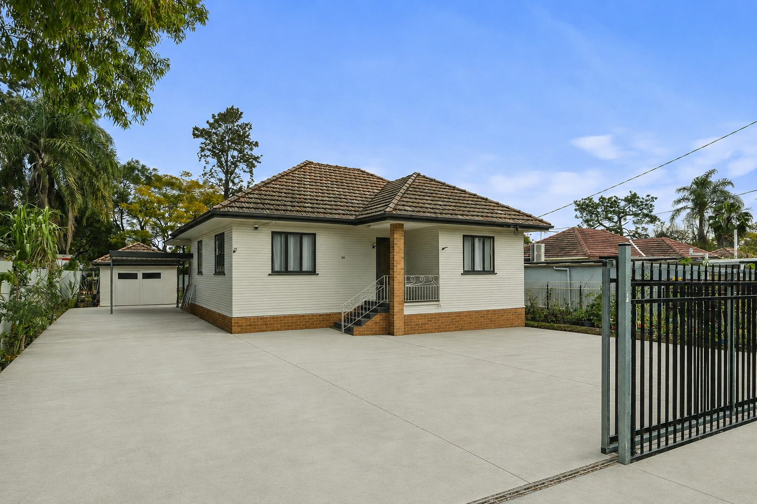 39 Inskip Street — photo from Ray White Forest Lake QLD