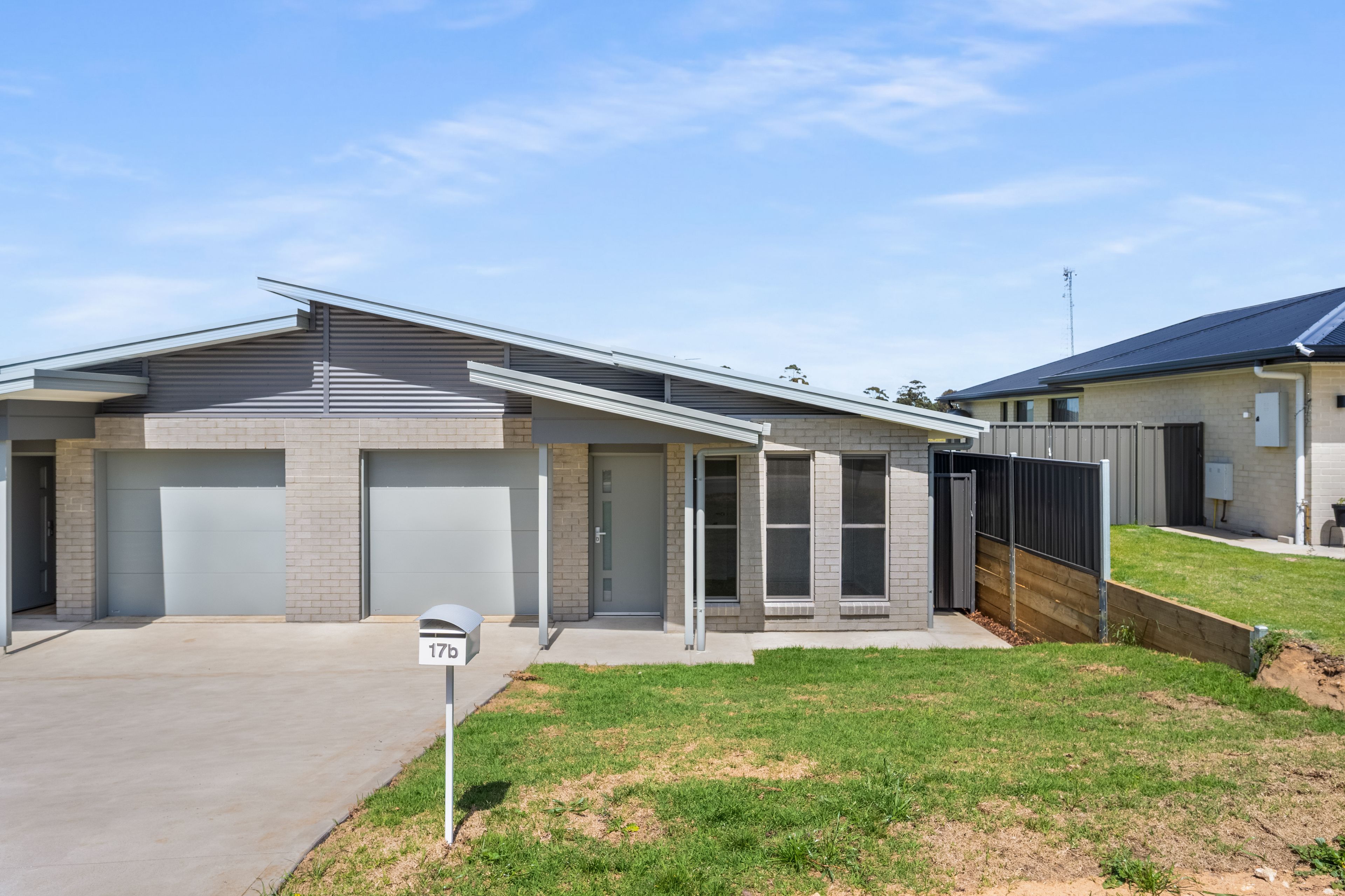 2/17 Oxford Drive — photo from Ray White Mt Gambier