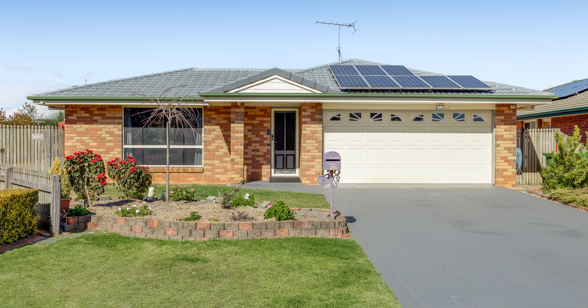 Blue Ray Menu 8 Grant Close, Middle Ridge, QLD 4350 - Sold House - Ray White ...
