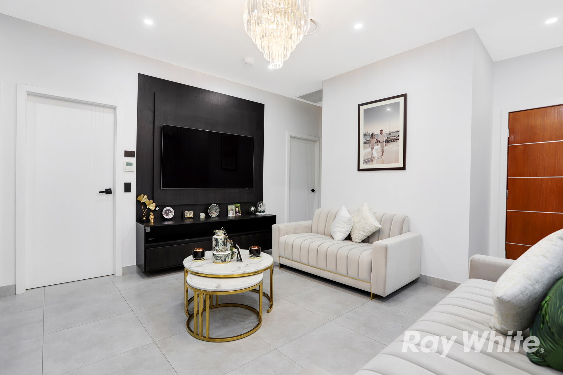 24a Augusta Place, St Clair, NSW 2759