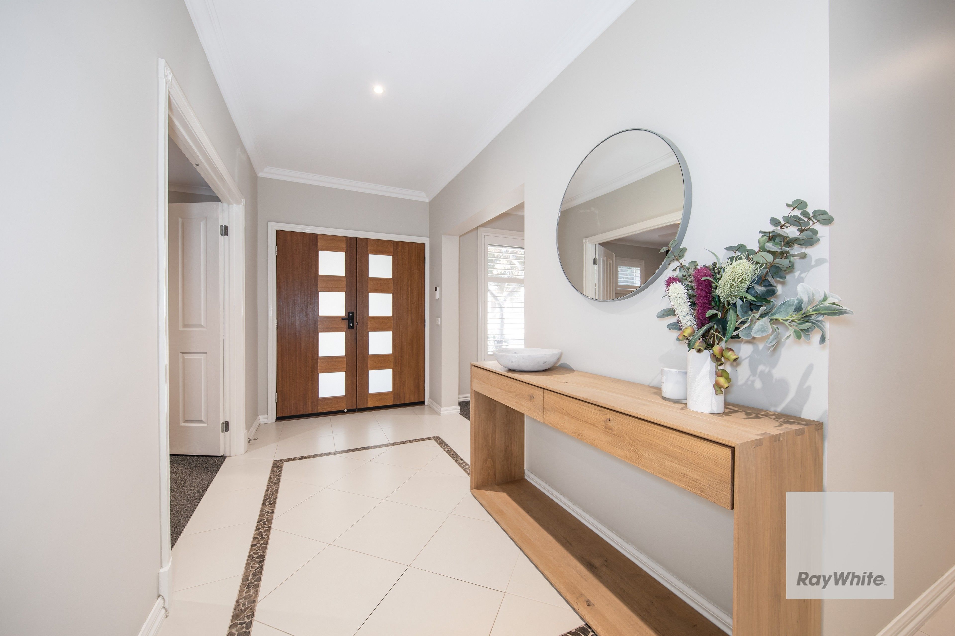 54 George Street, Taylors Hill, VIC 3037