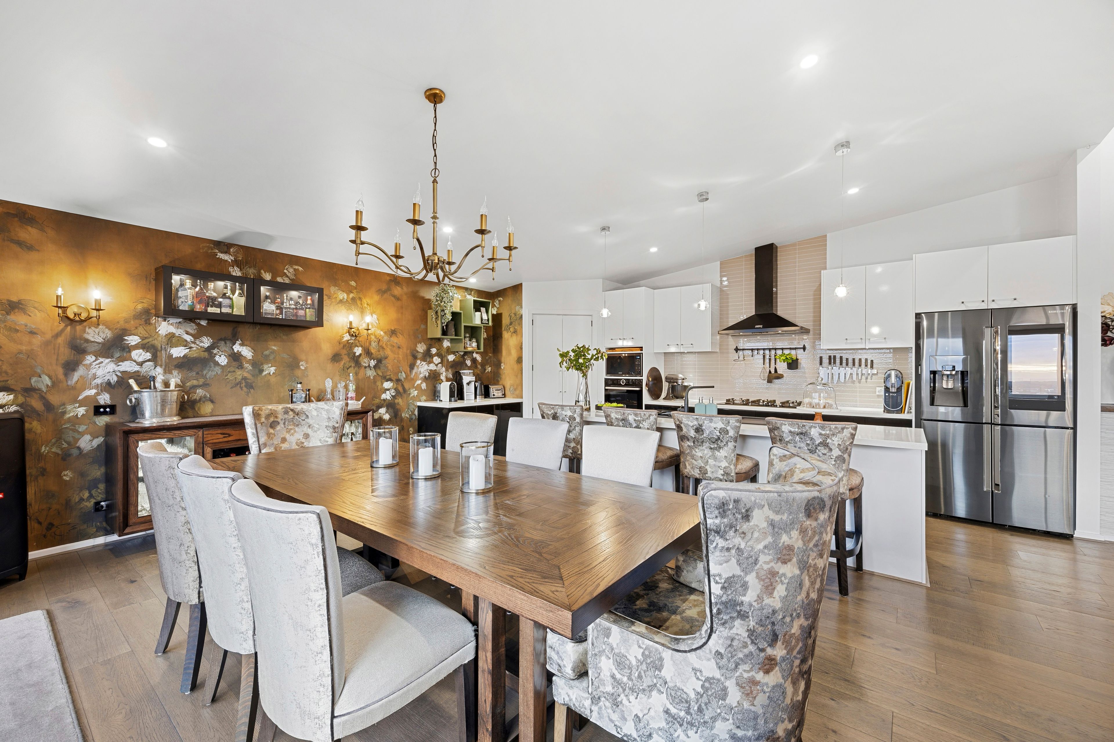 2/1 Mcmanus Drive — photo 9 of 29