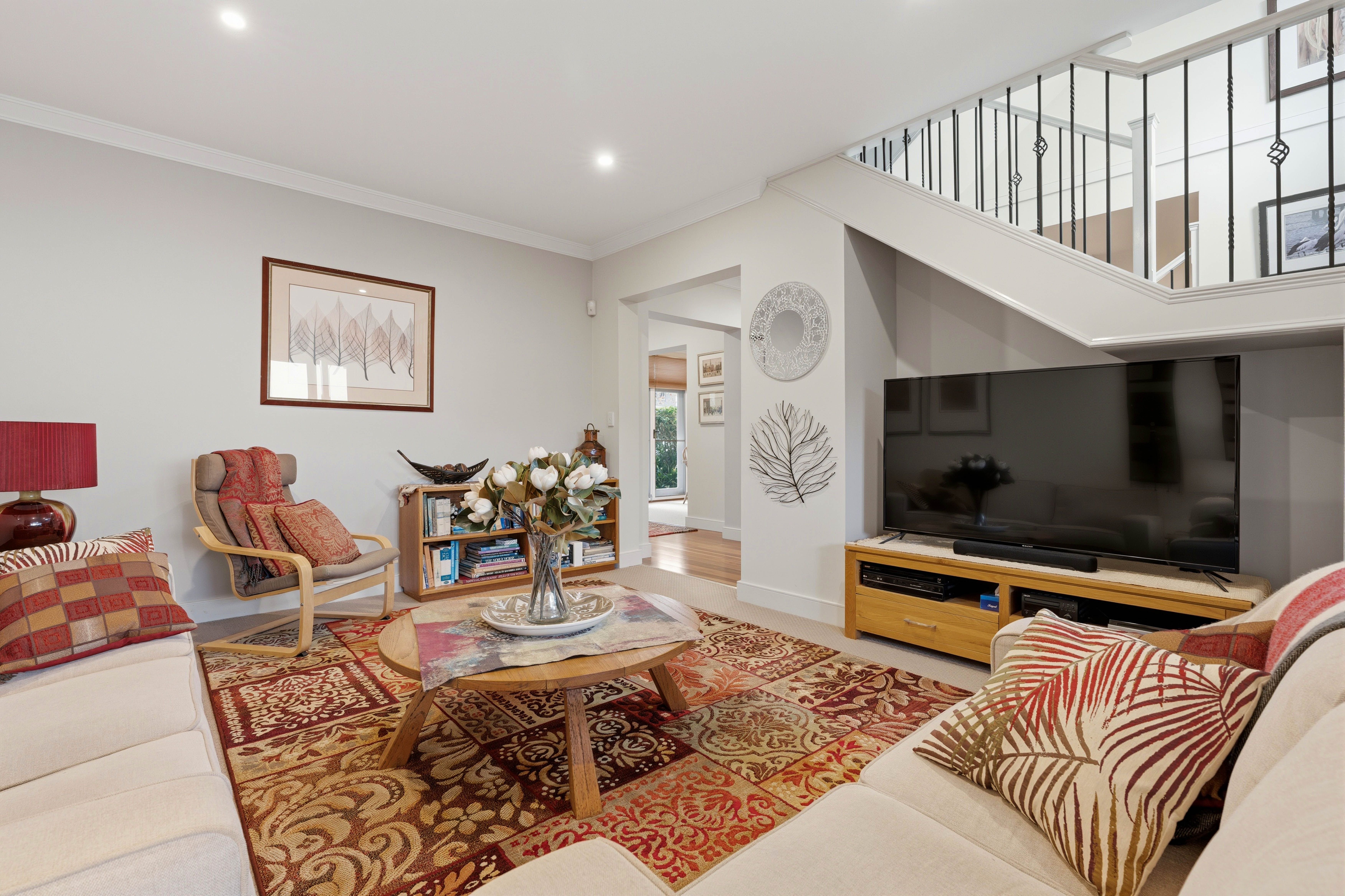 44 Broughton Avenue — photo 6 of 28