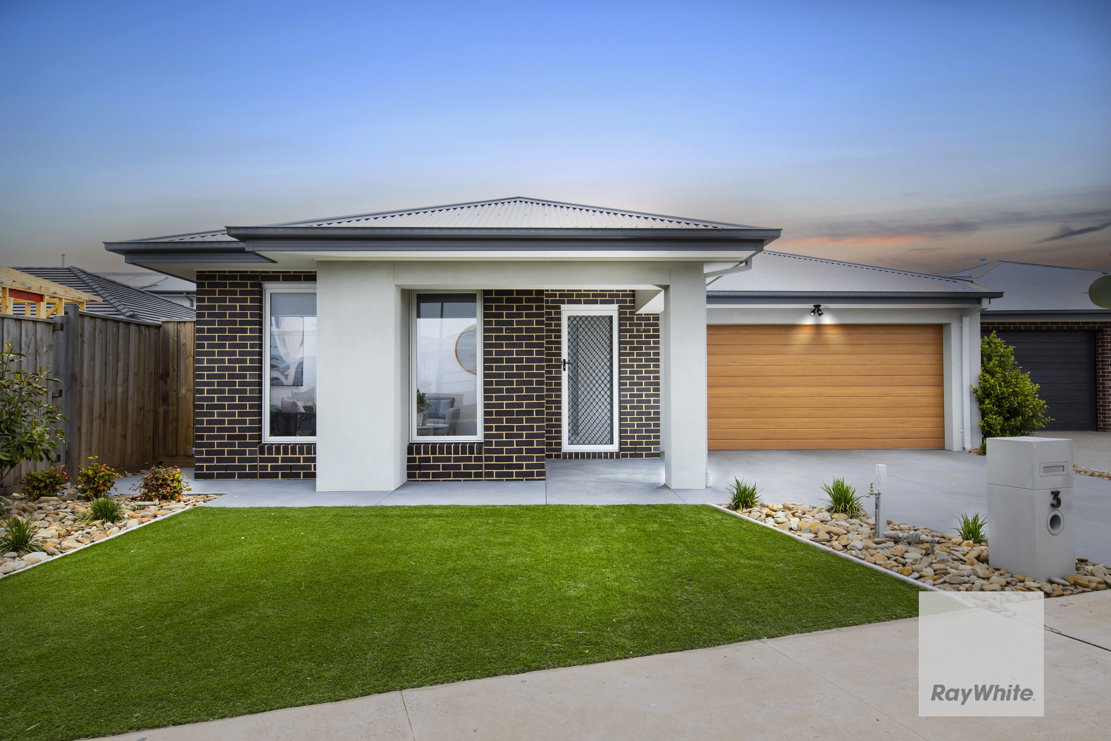 3 Scatter Road, FRASER RISE, VIC 3336 - Sold House - Ray White Taylors ...