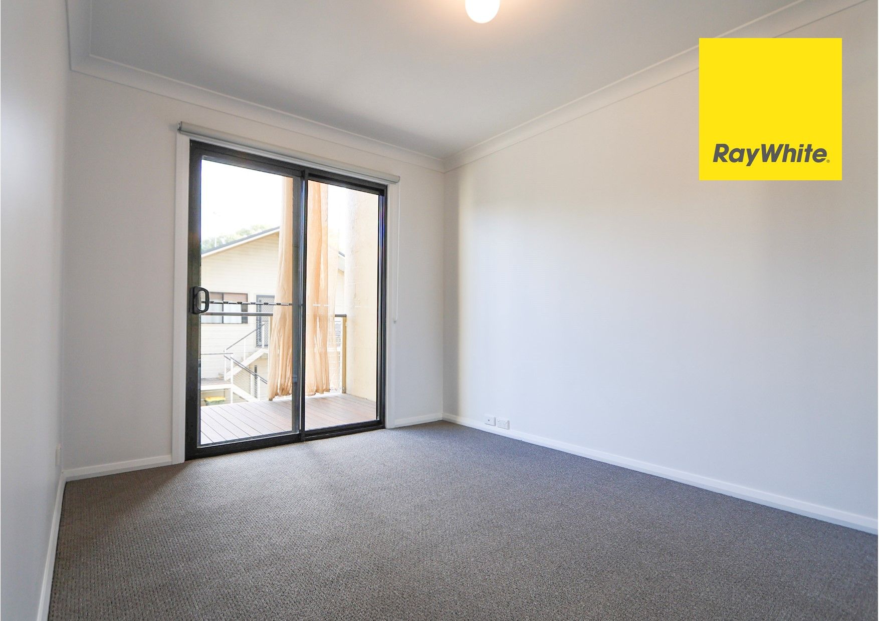 Unit 10/122 Evans Street — photo 3 of 16