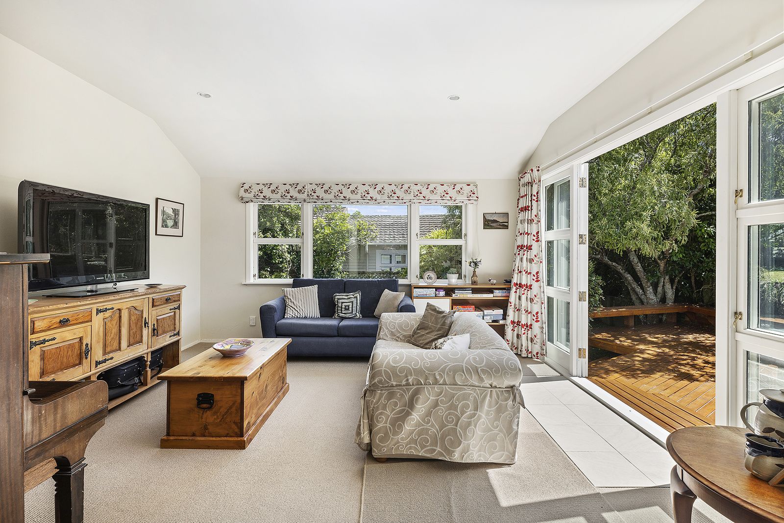 77 Beauchamp Street, Karori, Wellington City