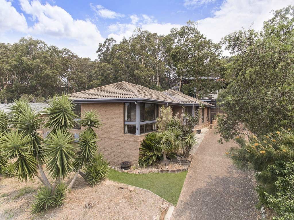 4 Hampton Street, Toronto, NSW 2283