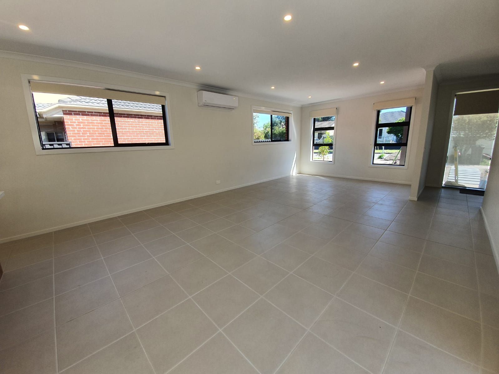 1/14 Clarendon Avenue, Oakleigh South, VIC 3167