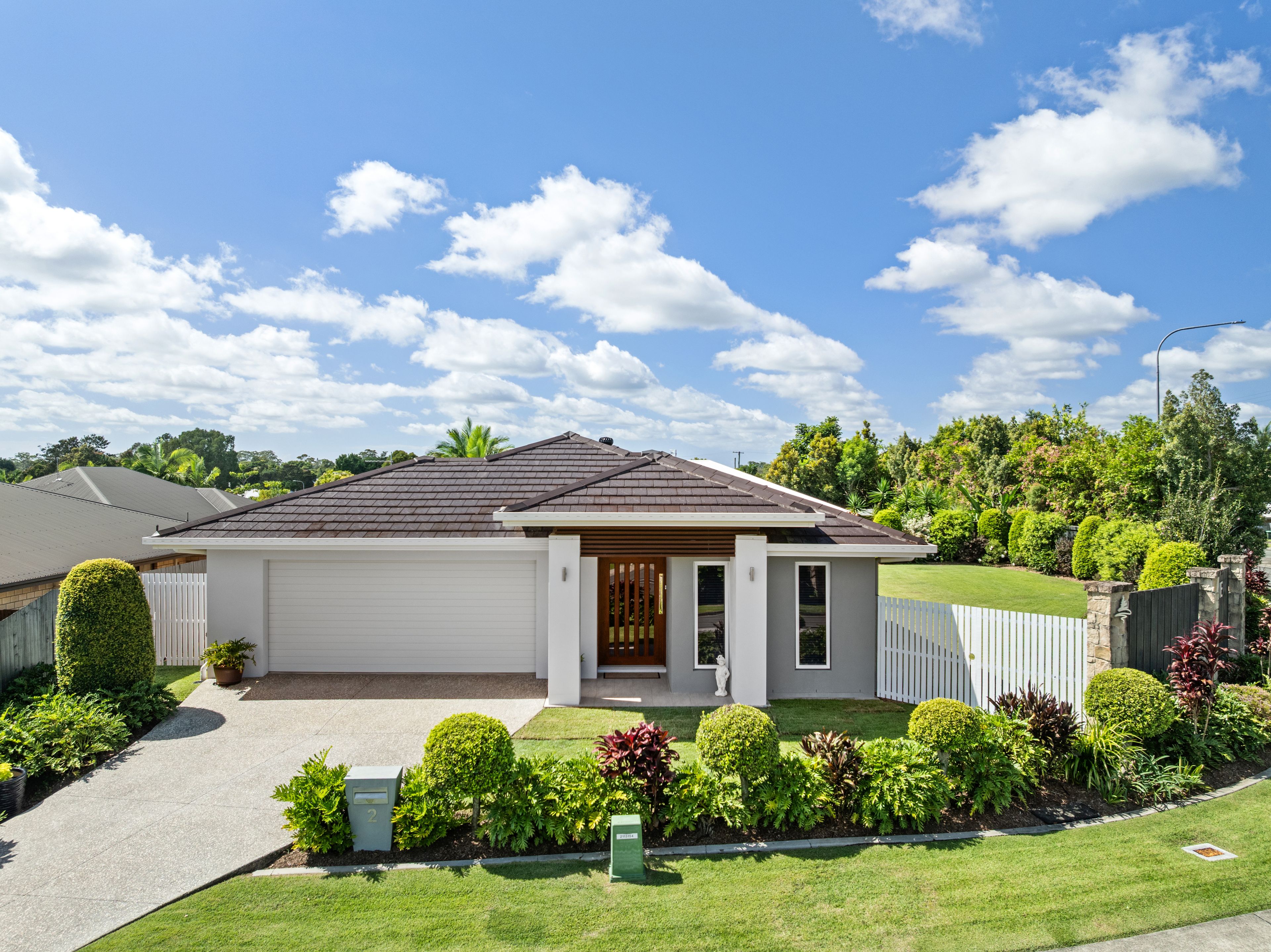 2 Pineview Drive, Beerwah QLD 4519