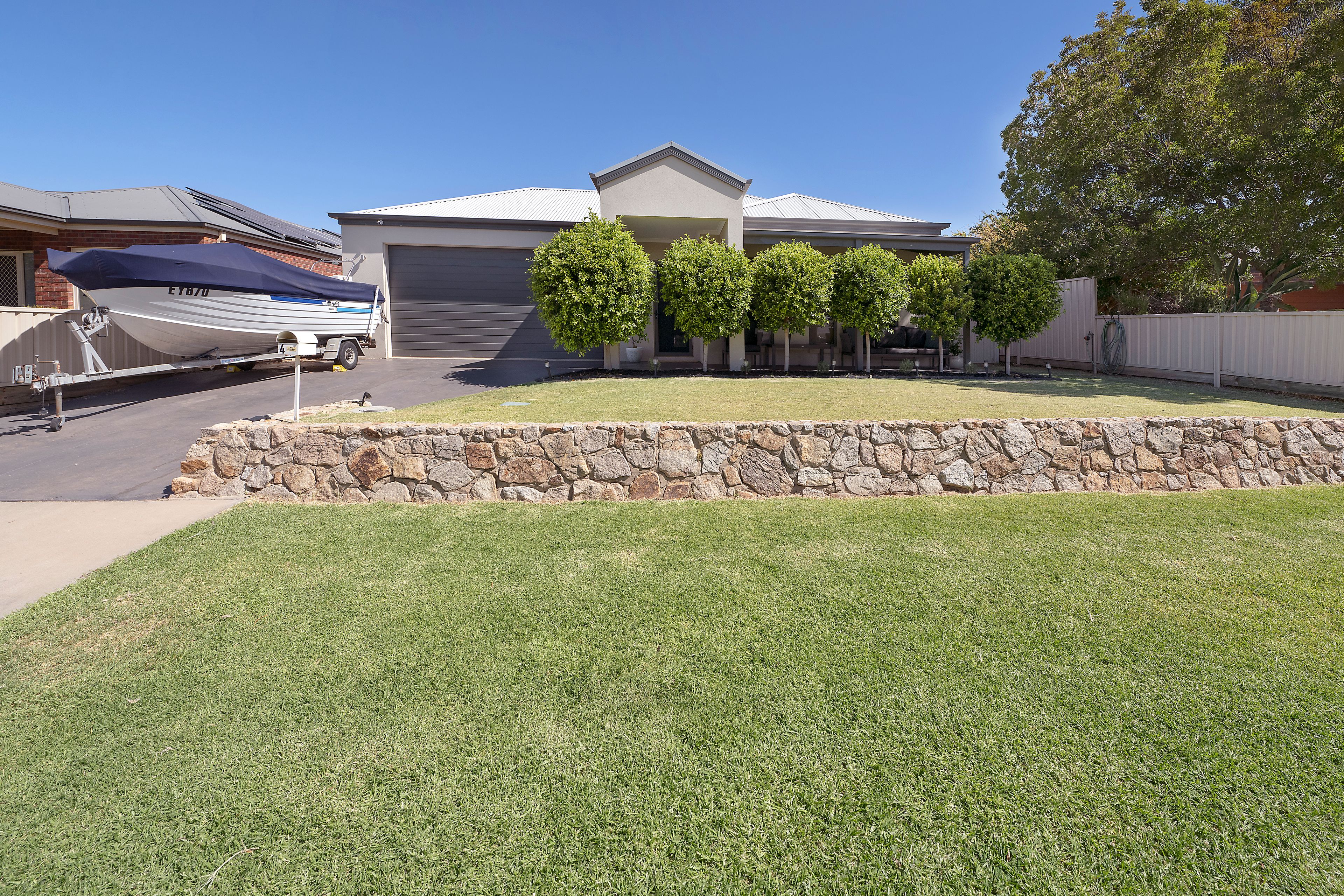 4 Moonah Court, Swan Hill VIC 3585
