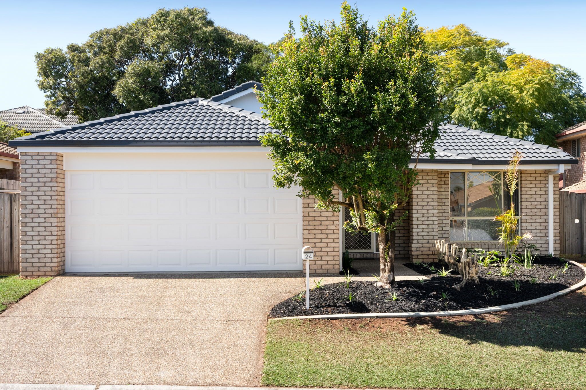 24/15 Parnassus Street — photo from Ray White Robertson