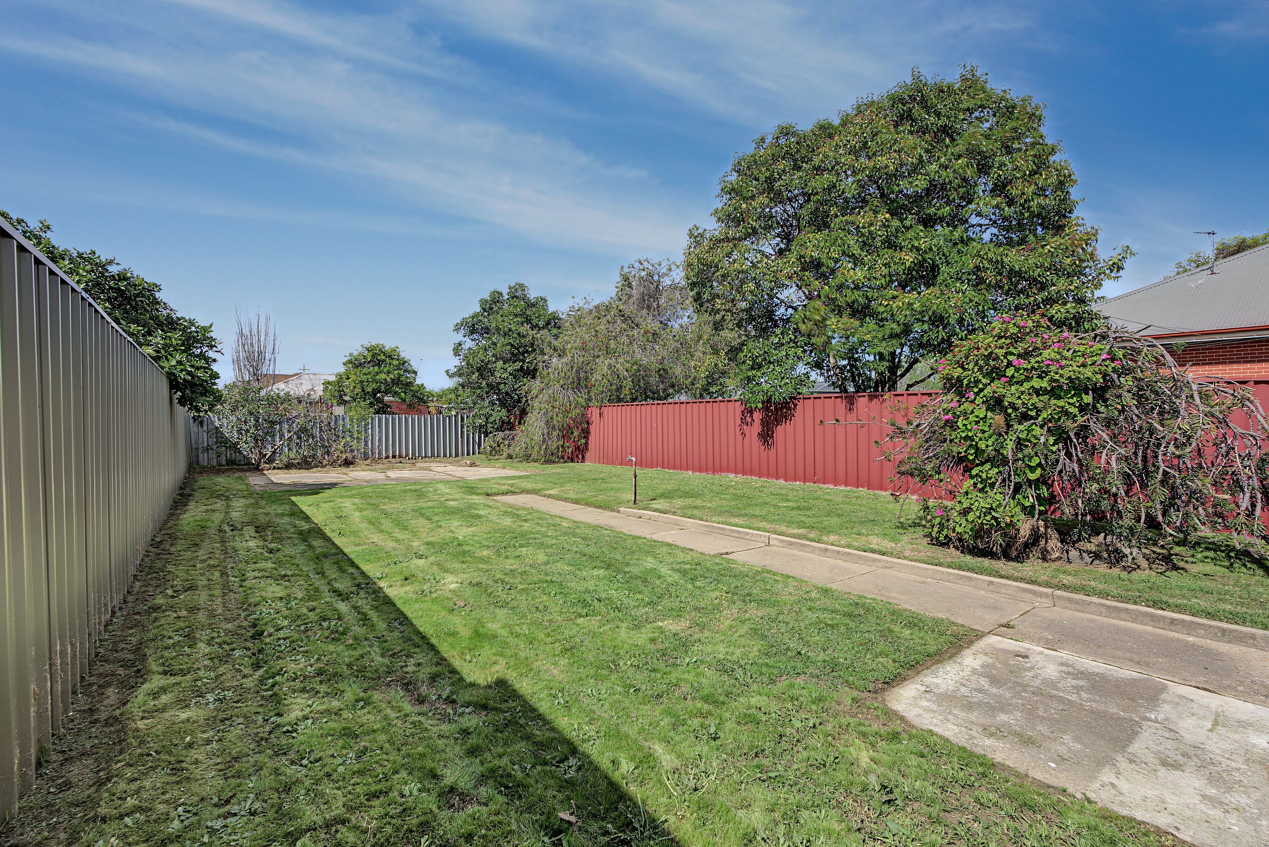 1/980 Sylvania Avenue — photo 10 of 10