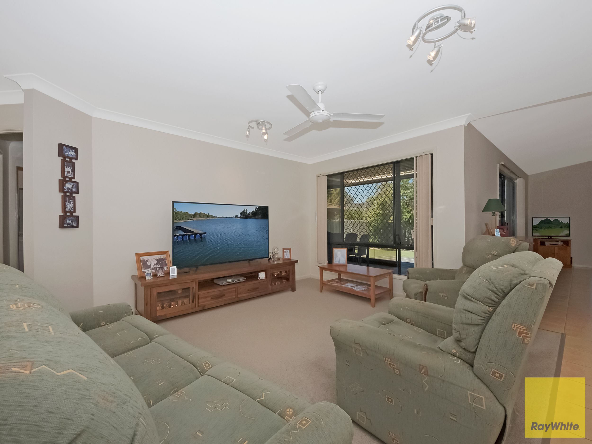 5 Woodland Close, Bracken Ridge, QLD 4017