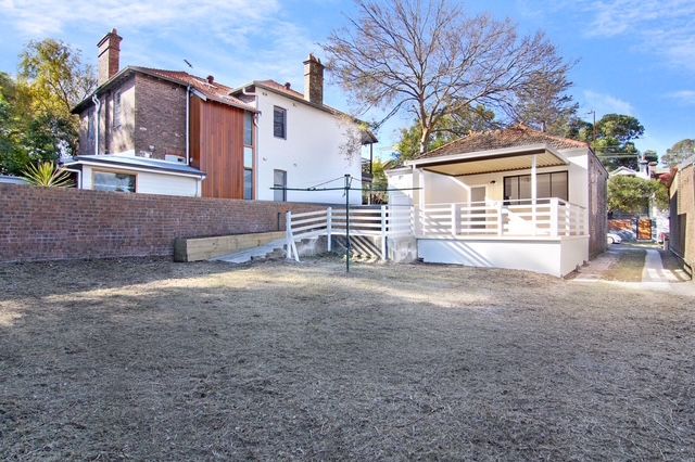 23 Gordon Street — photo 4 of 15